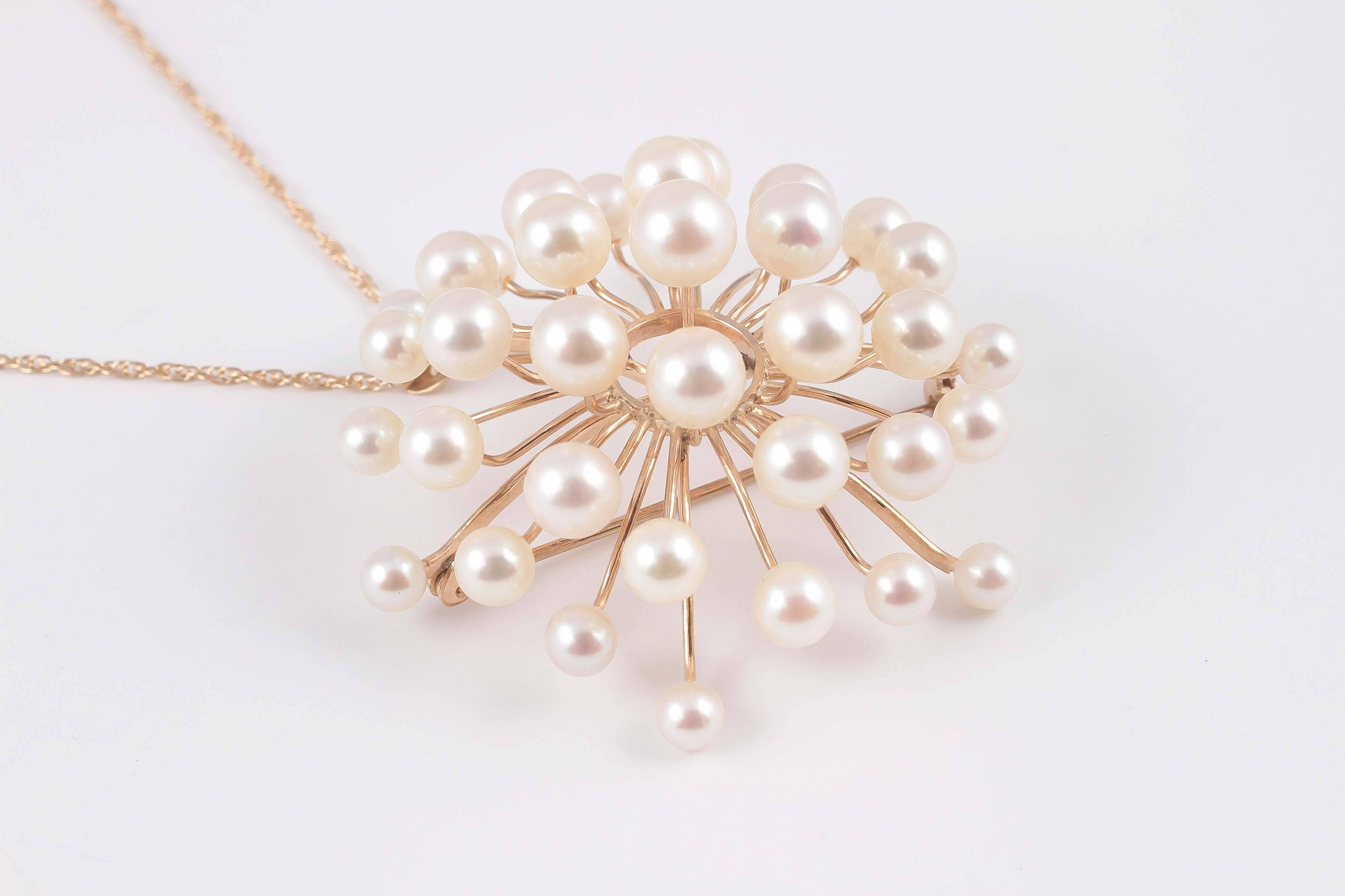 Women's 1970's Gold Pin Pendant in a Spray of Cultured Pearls