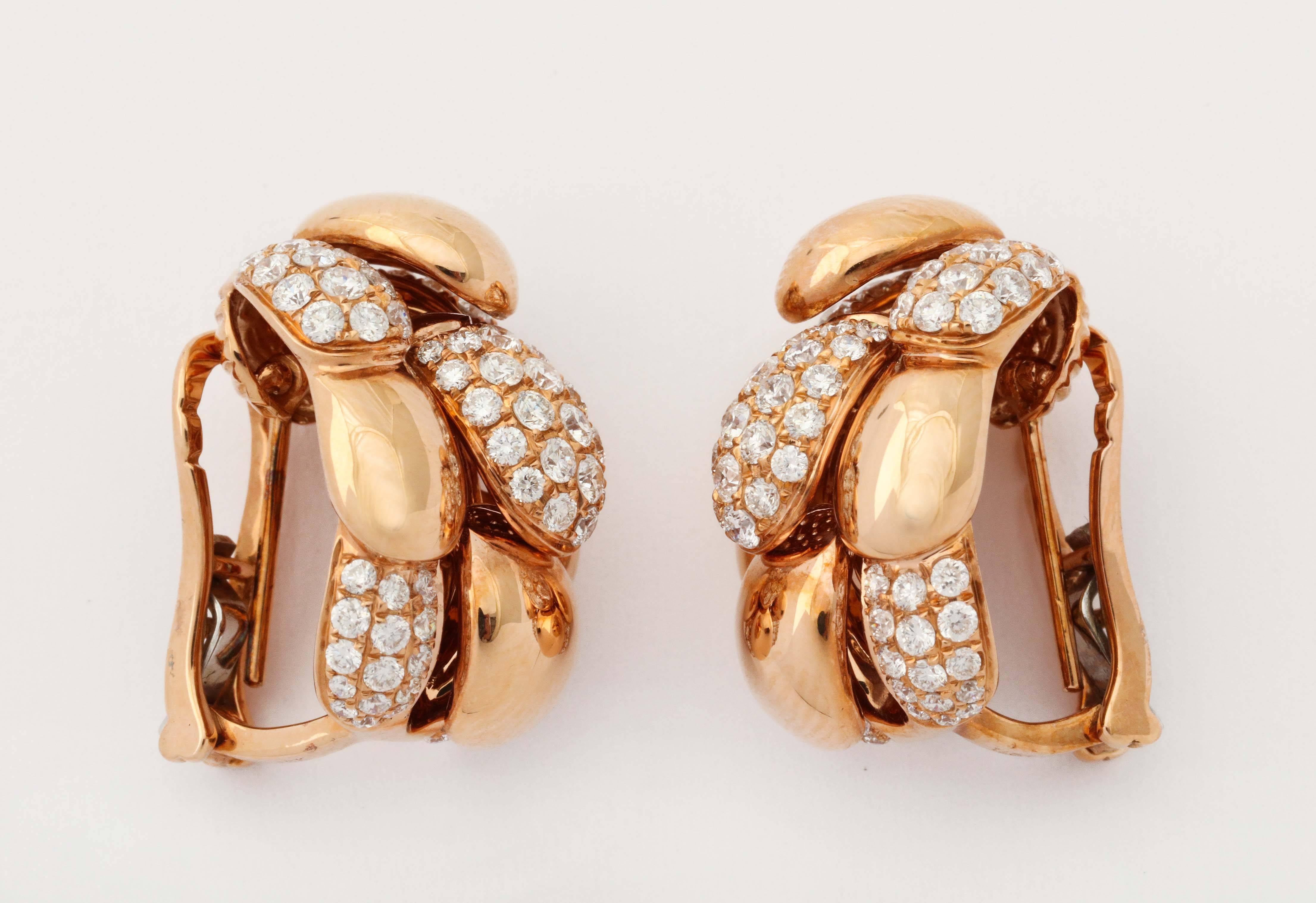 Diamond Rose Gold Earrings In New Condition For Sale In New York, NY