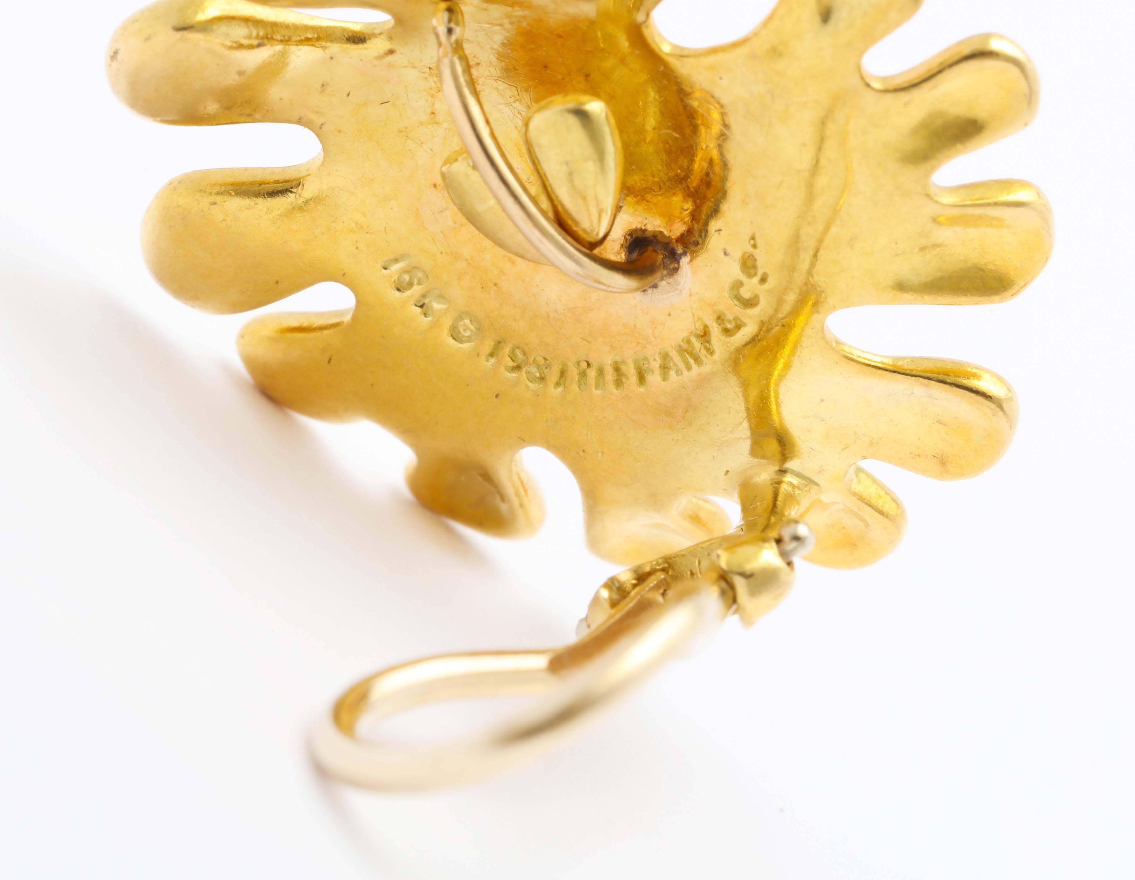 Tiffany & Co Gold Abstract Sunflower Earrings In Excellent Condition In New York, NY