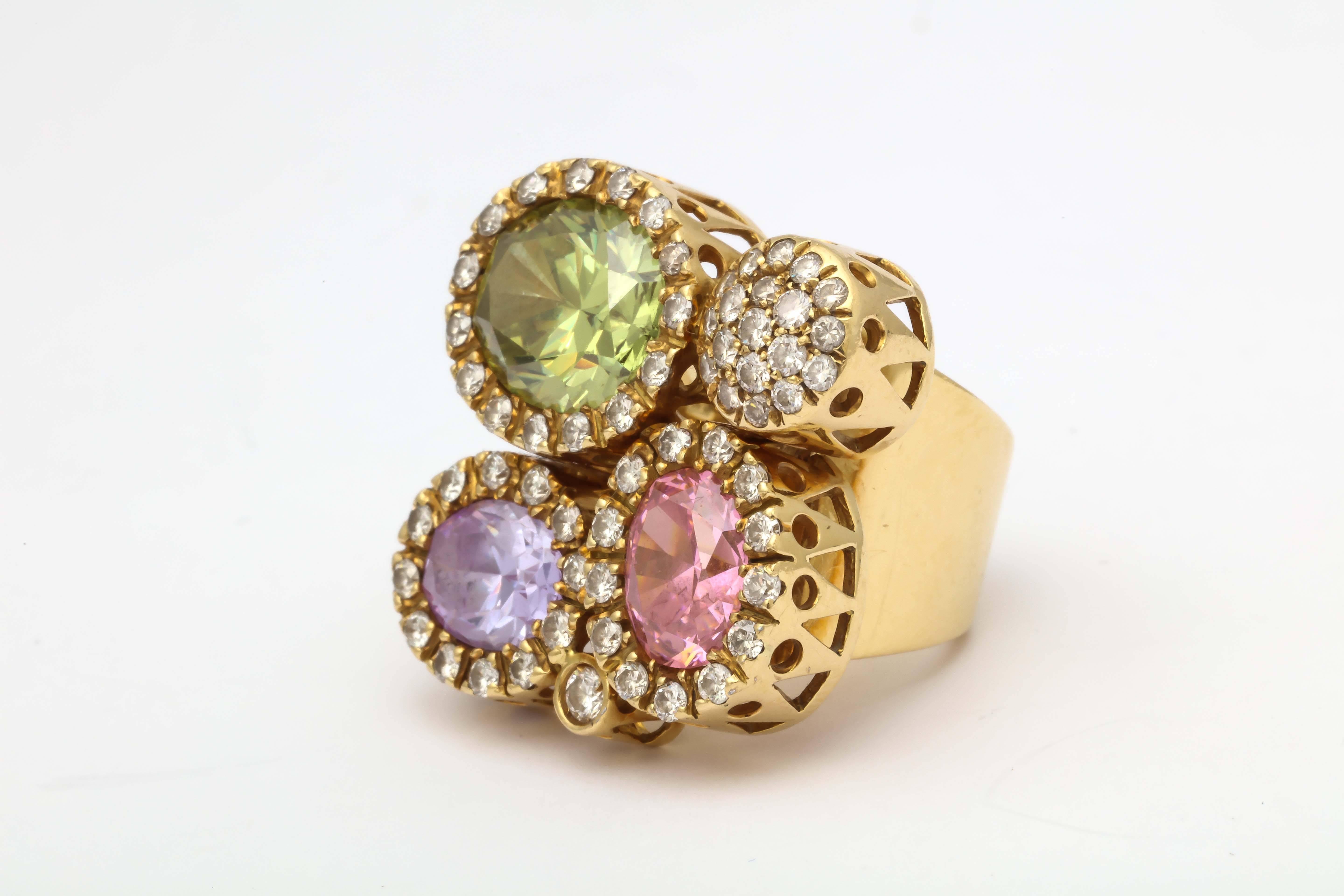 1980s Andreoli Pastel Colored Stones Diamond Gold Large Ring In Excellent Condition In New York, NY