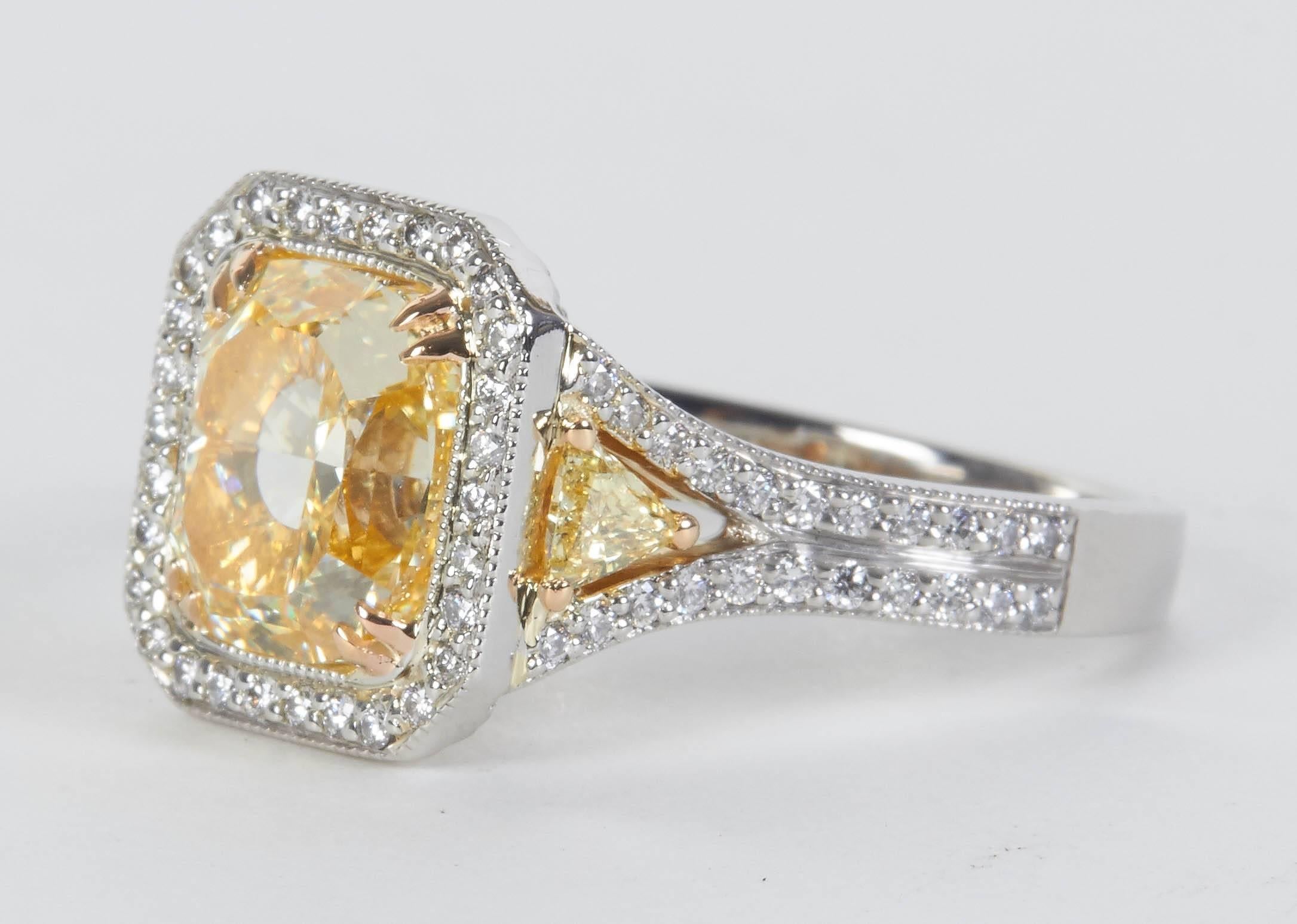 4 ct yellow diamond