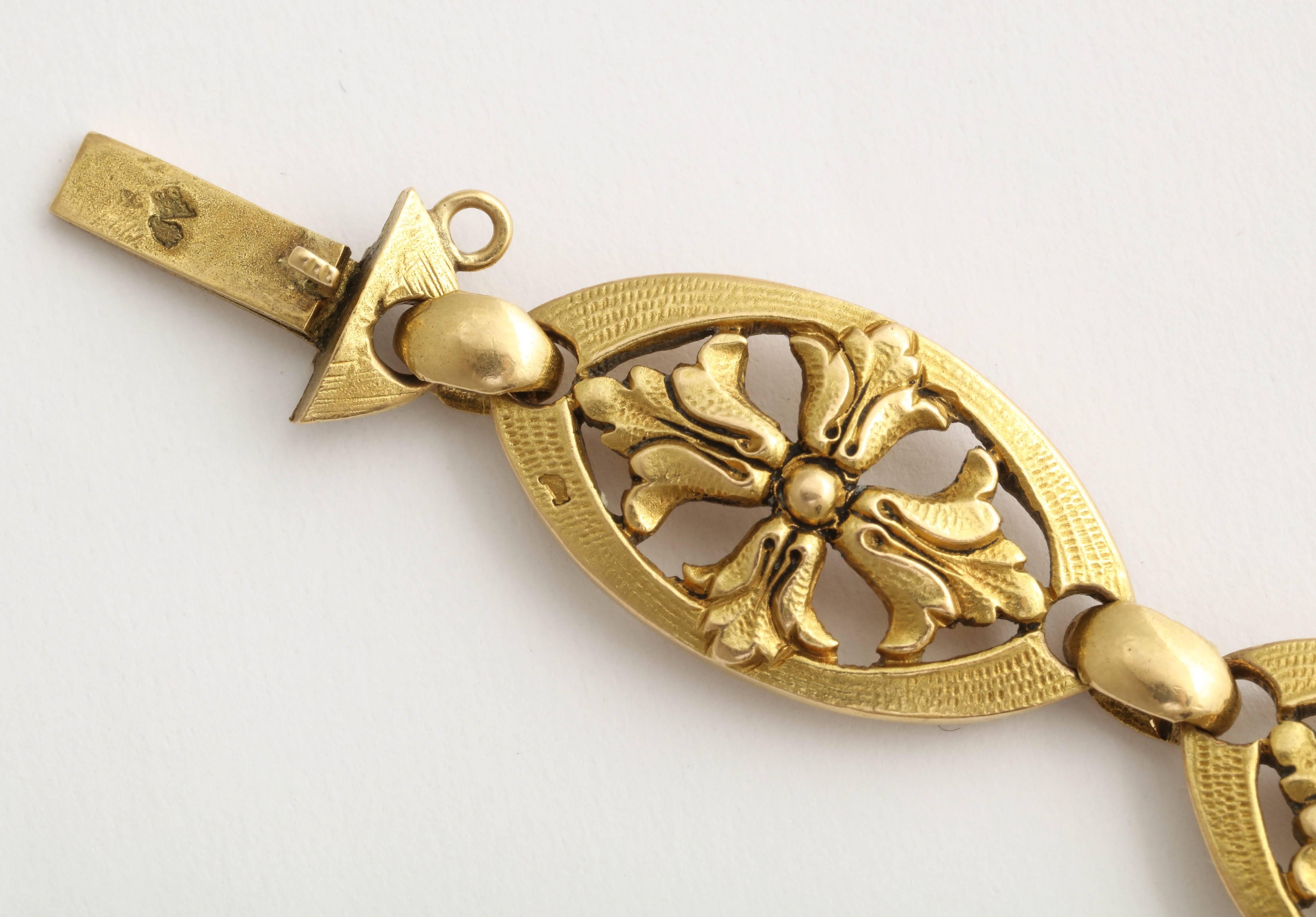 French Art Nouveau Gold Bracelet  For Sale 2