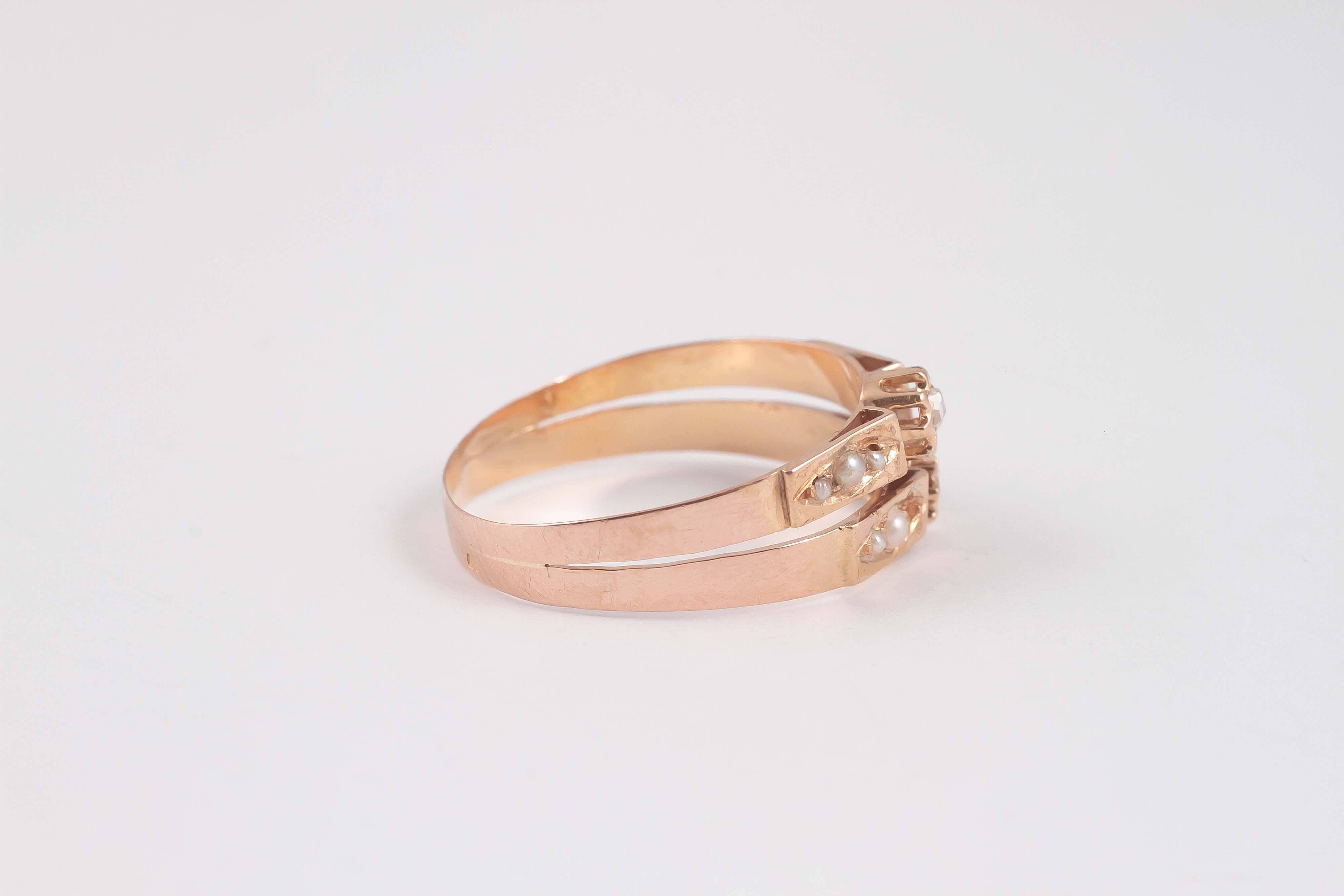 1890er Jahre Love Token-Ring, Saatperlen-Diamant-Gold im Zustand „Gut“ in Dallas, TX