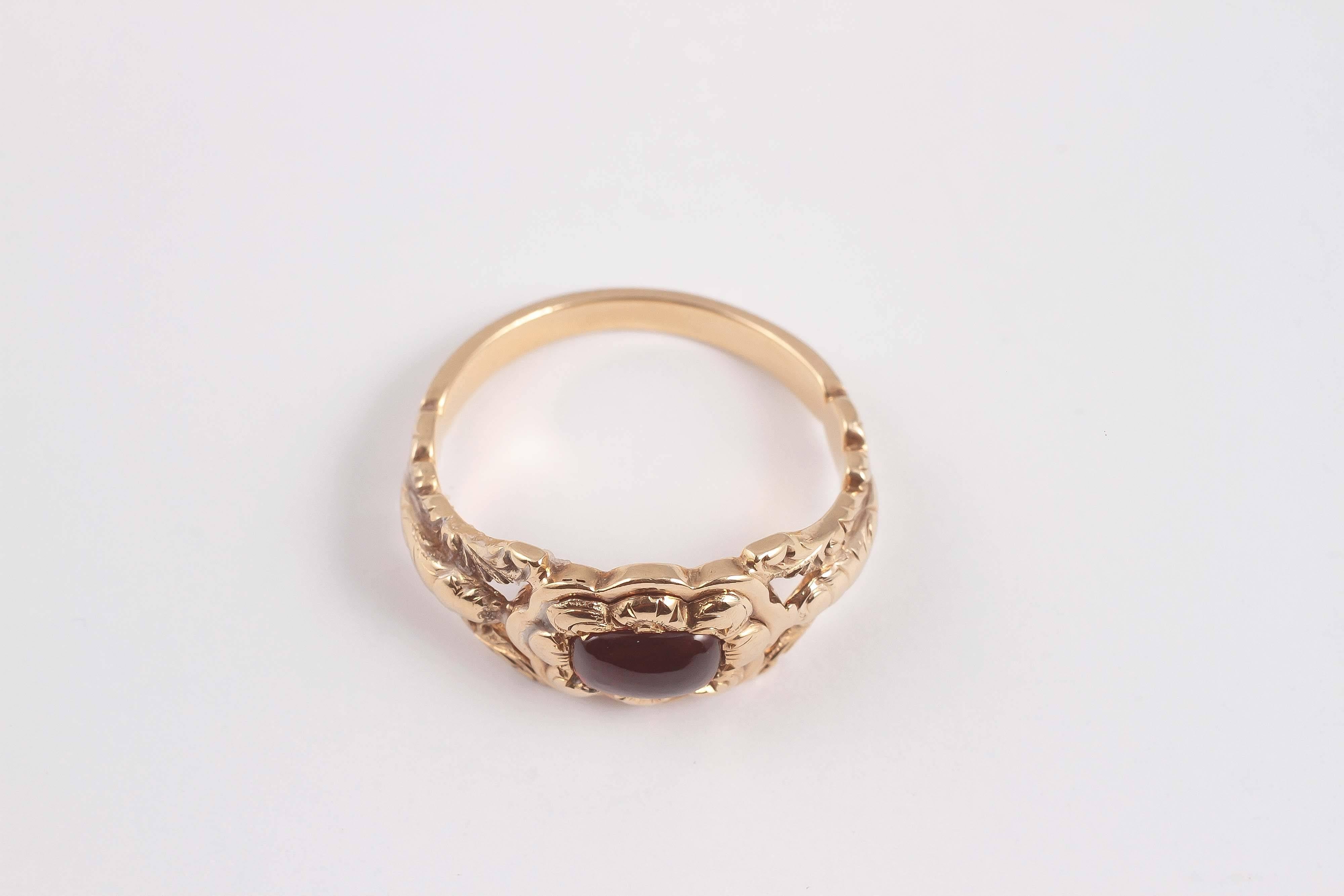 Georgian Garnet Gold Ring 3