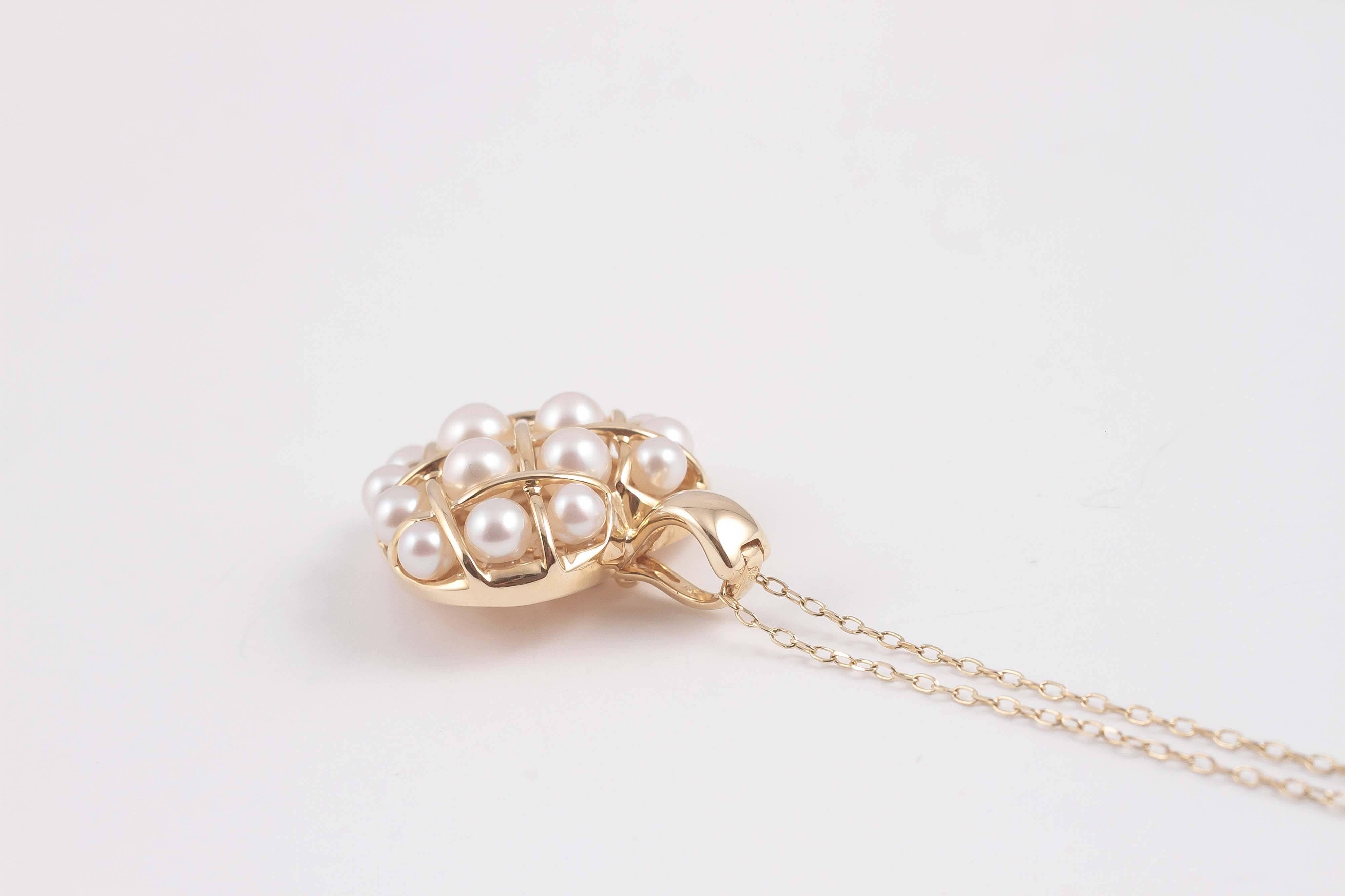 Pearl Gold Heart Shaped Pendant and Chain 2