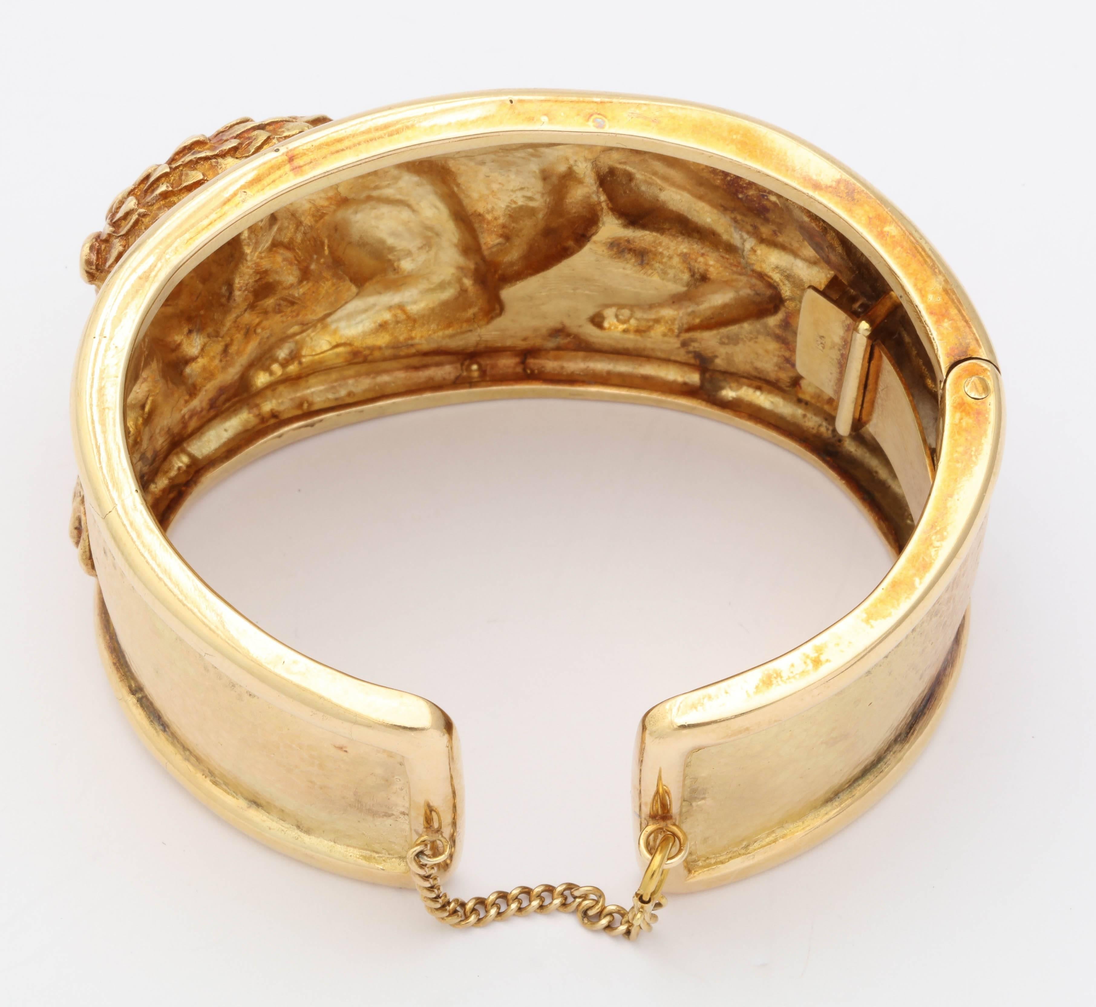 Diamond Gold Lion Cuff In Excellent Condition In New York, NY