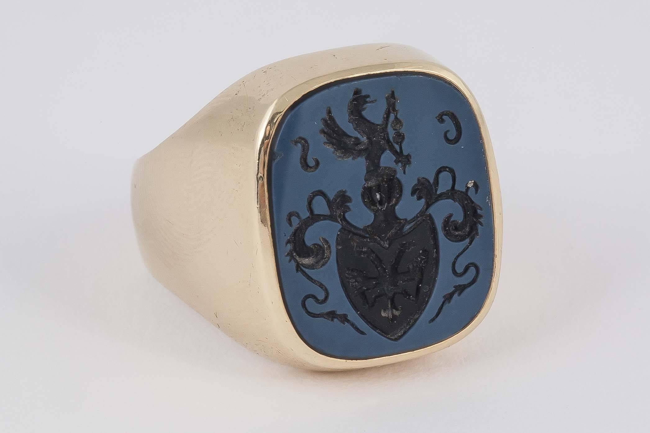 14kt Gold Austrian armorial intaglio signet ring

Finger size T