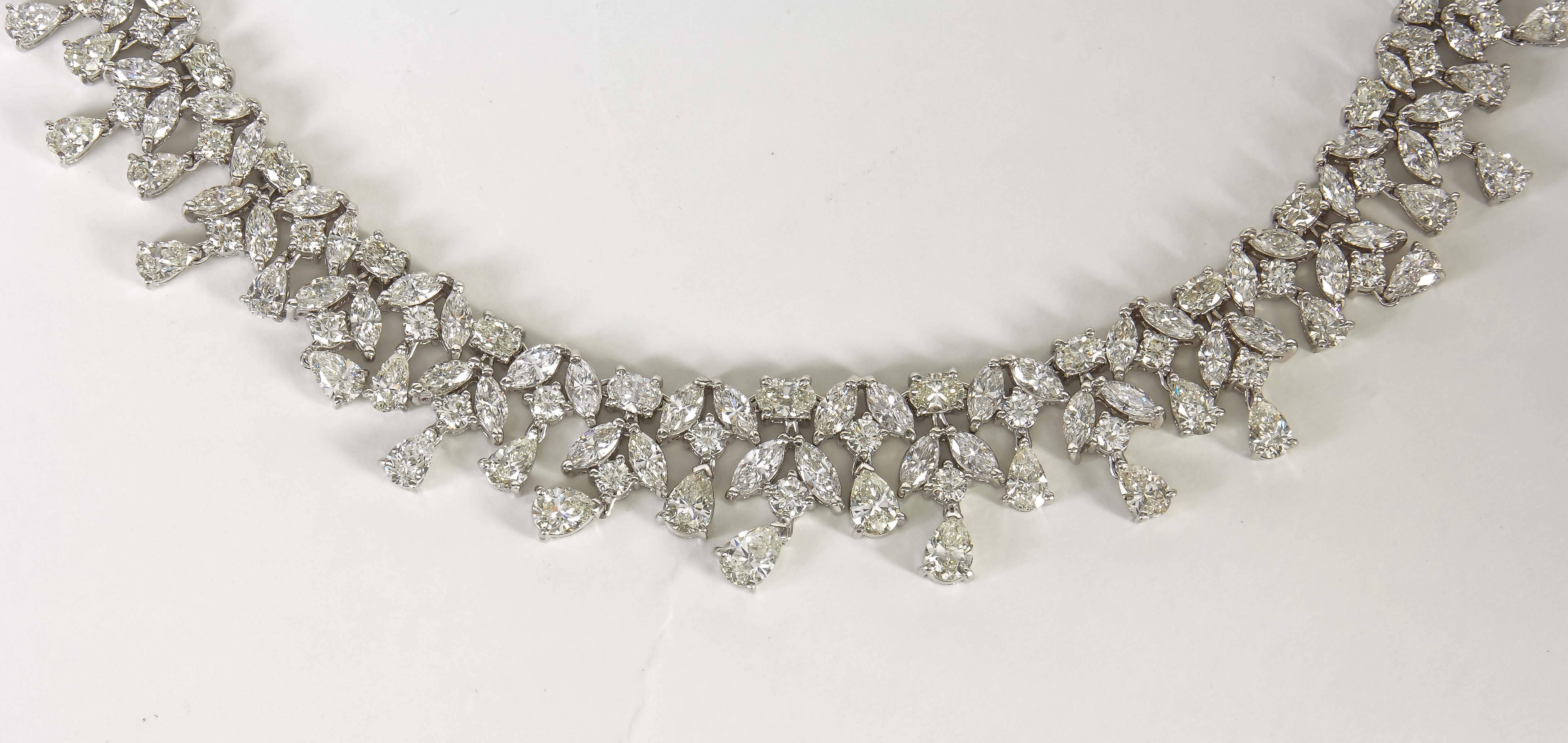 Pear Cut Elegant 46 Carat Diamonds Necklace