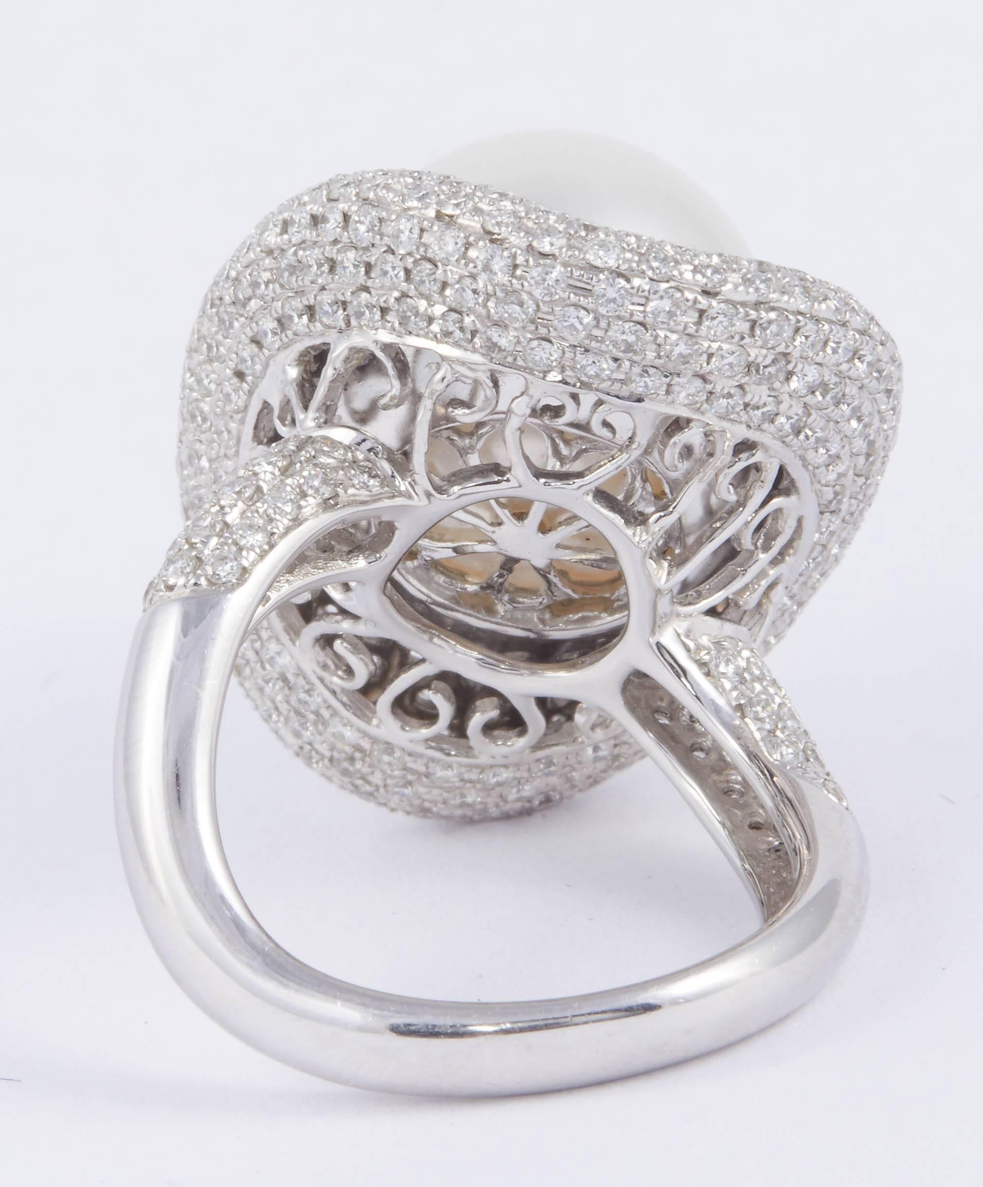 Women's Unique South Sea Pearl Diamond Gold Ring
