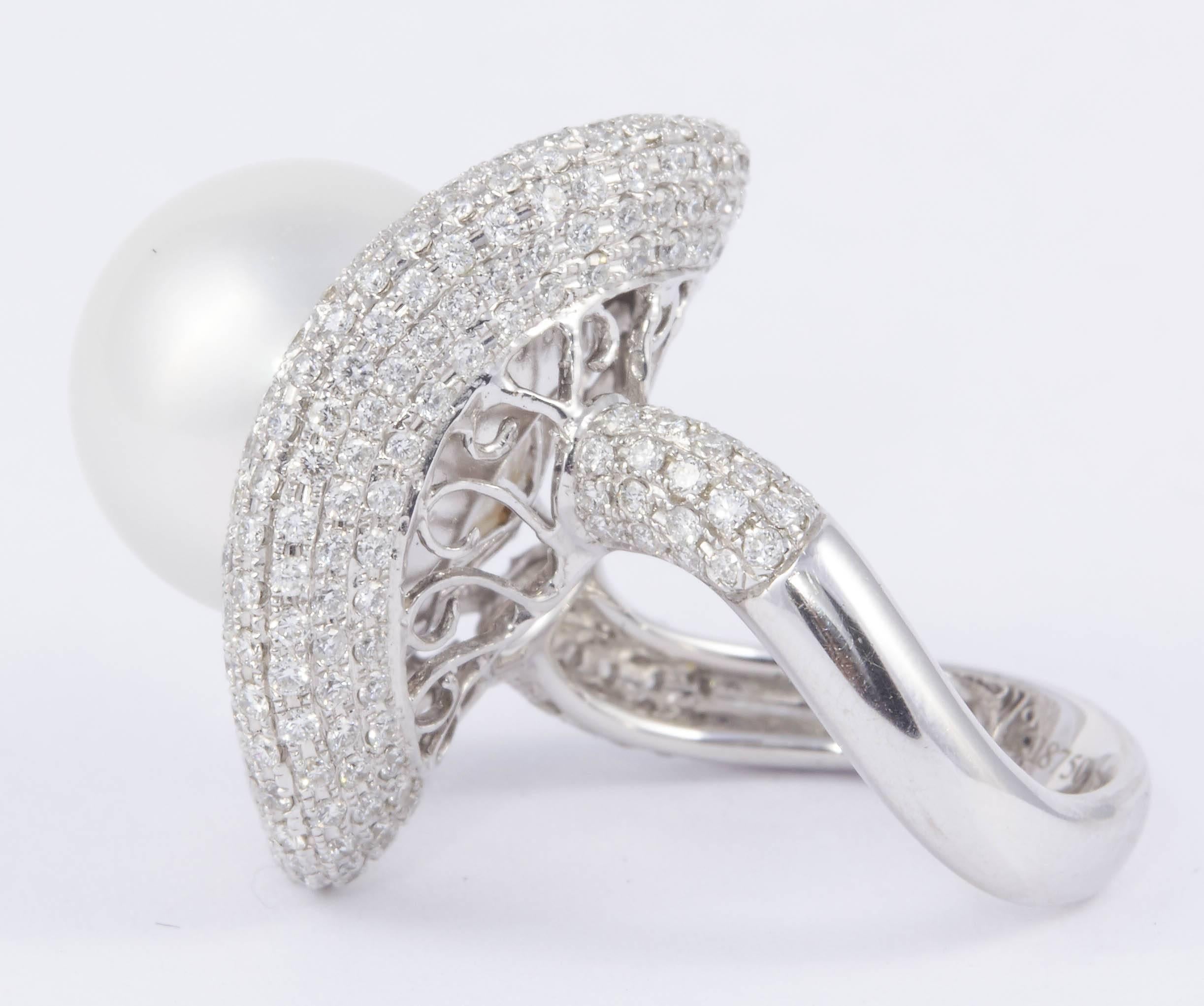 Contemporary Unique South Sea Pearl Diamond Gold Ring