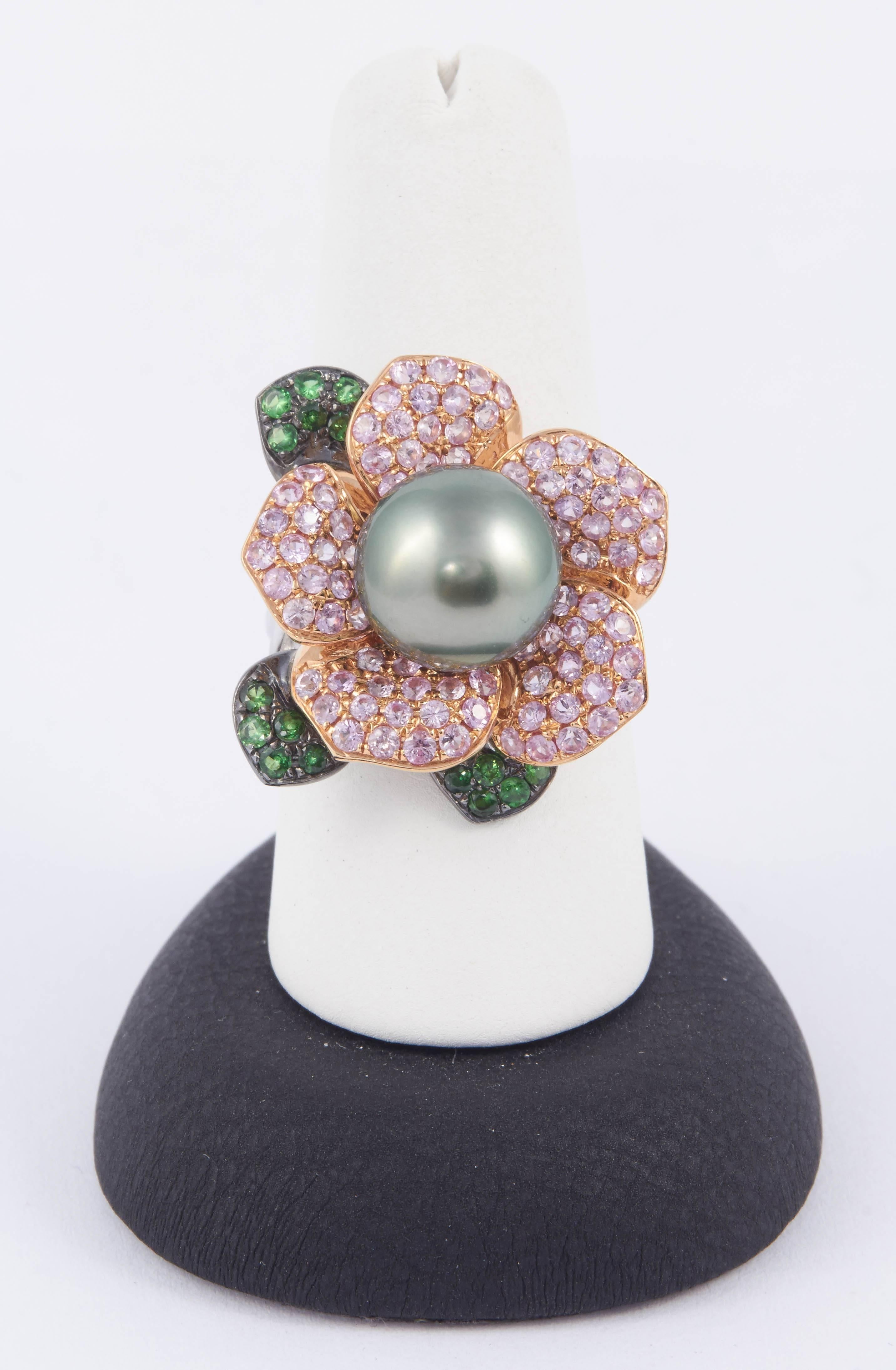 Tahitian Cultured Pearl Diamond Gold Ring In New Condition In New York, NY