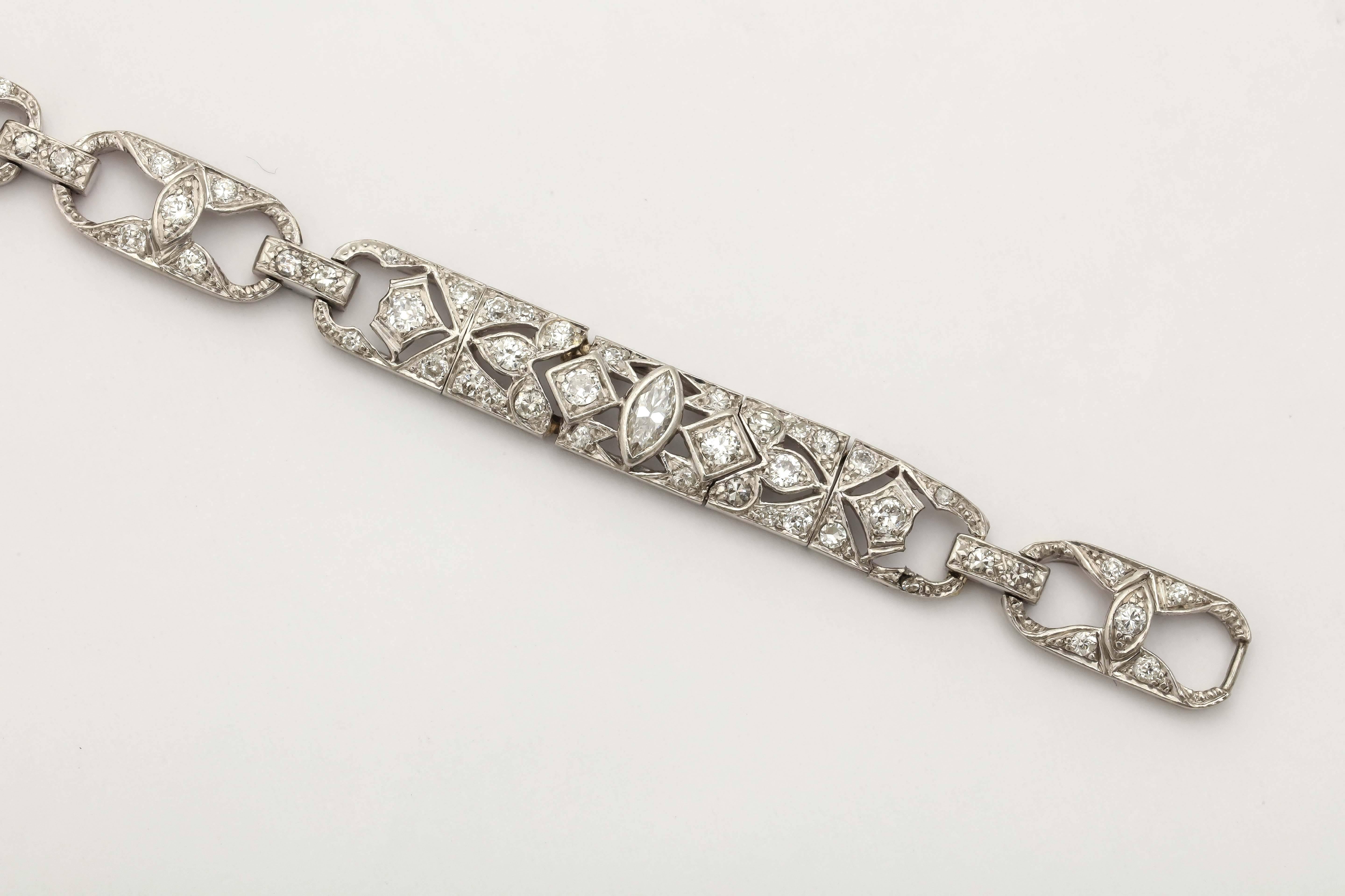 Art Deco Elegant Diamonds Platinum Flexible Open Design Link Bracelet 1