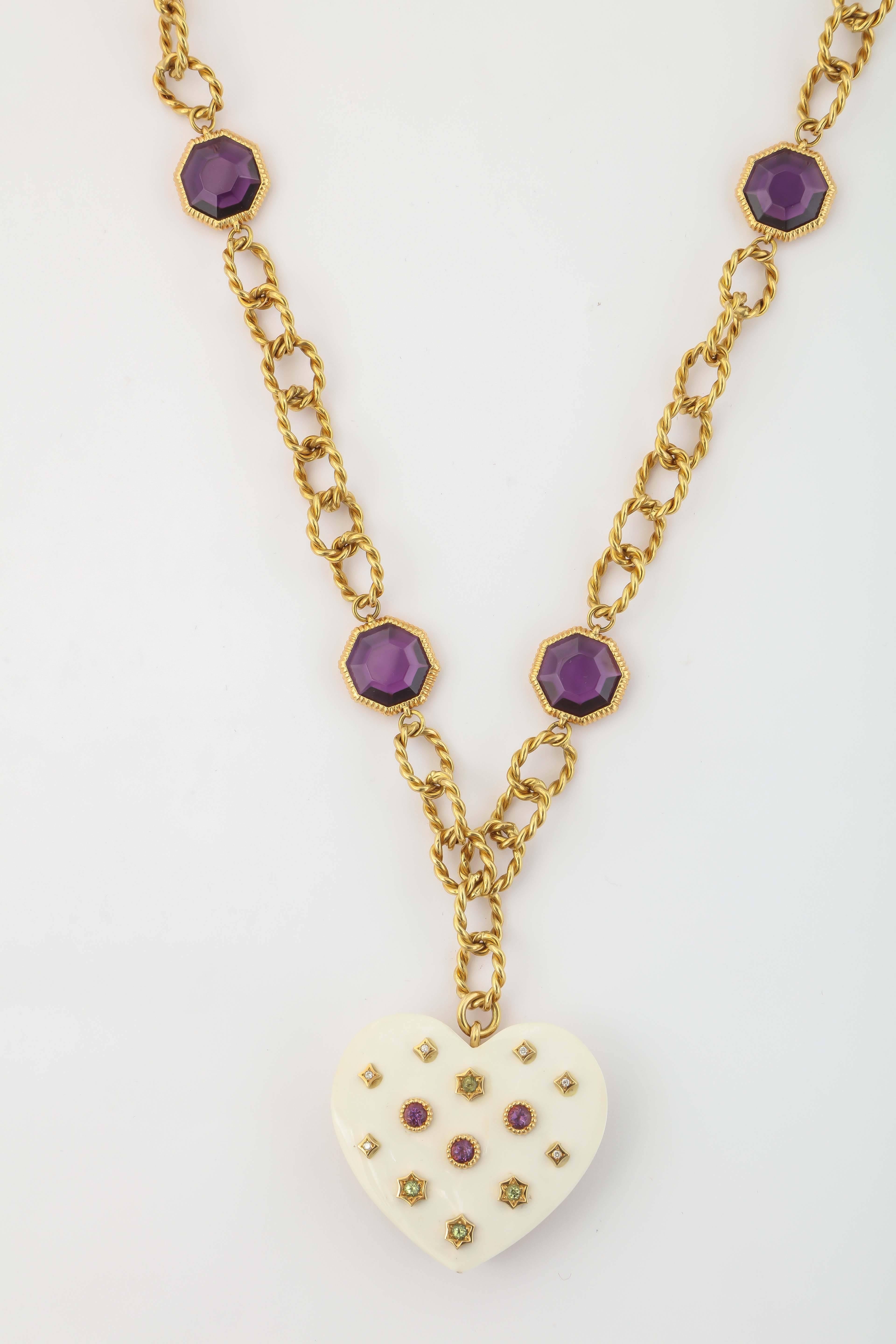 1960s White Ceramic Amethyst Peridot Diamond Gold Heart Necklace In Excellent Condition For Sale In New York, NY