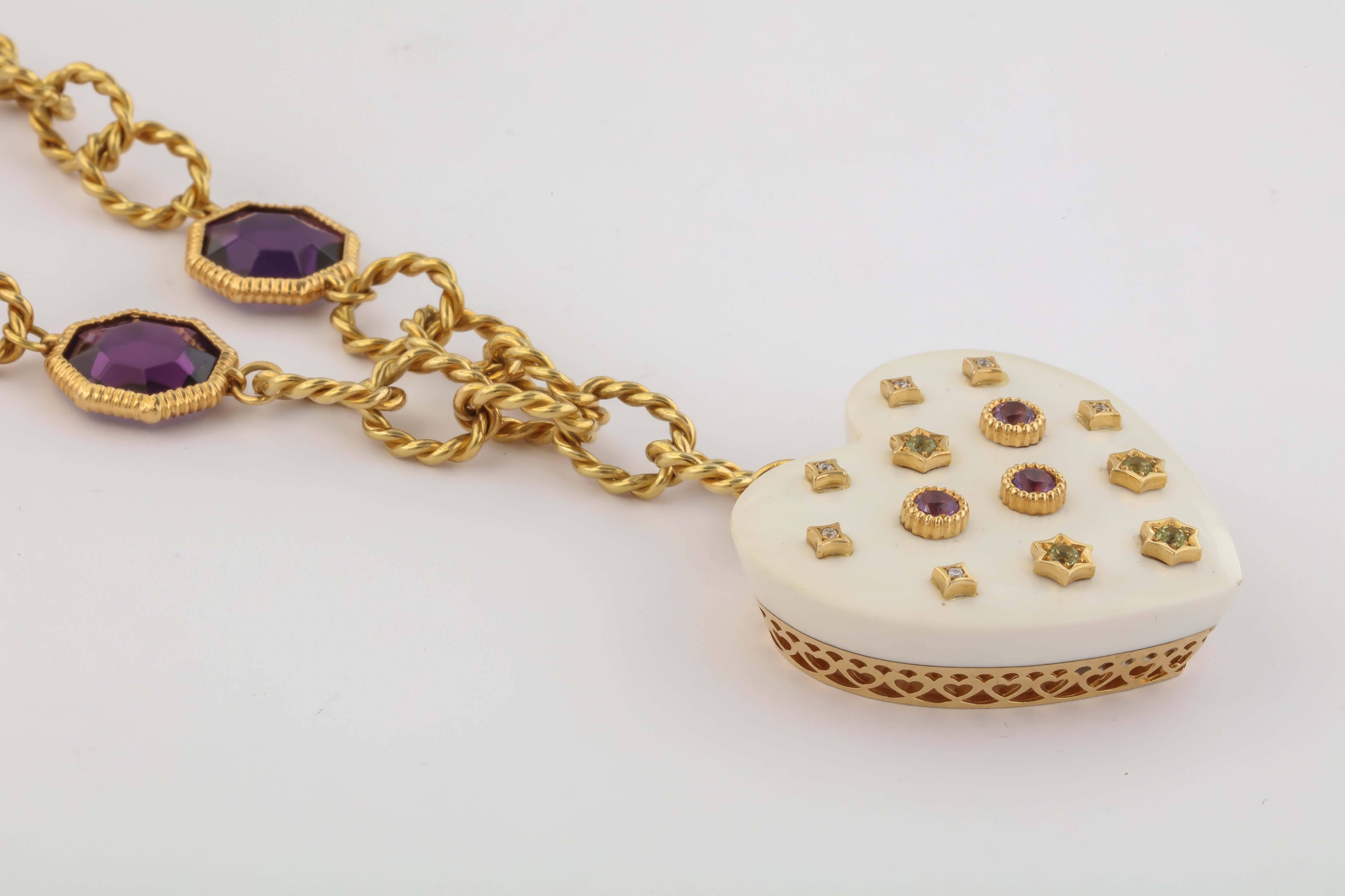 1960s White Ceramic Amethyst Peridot Diamond Gold Heart Necklace For Sale 5