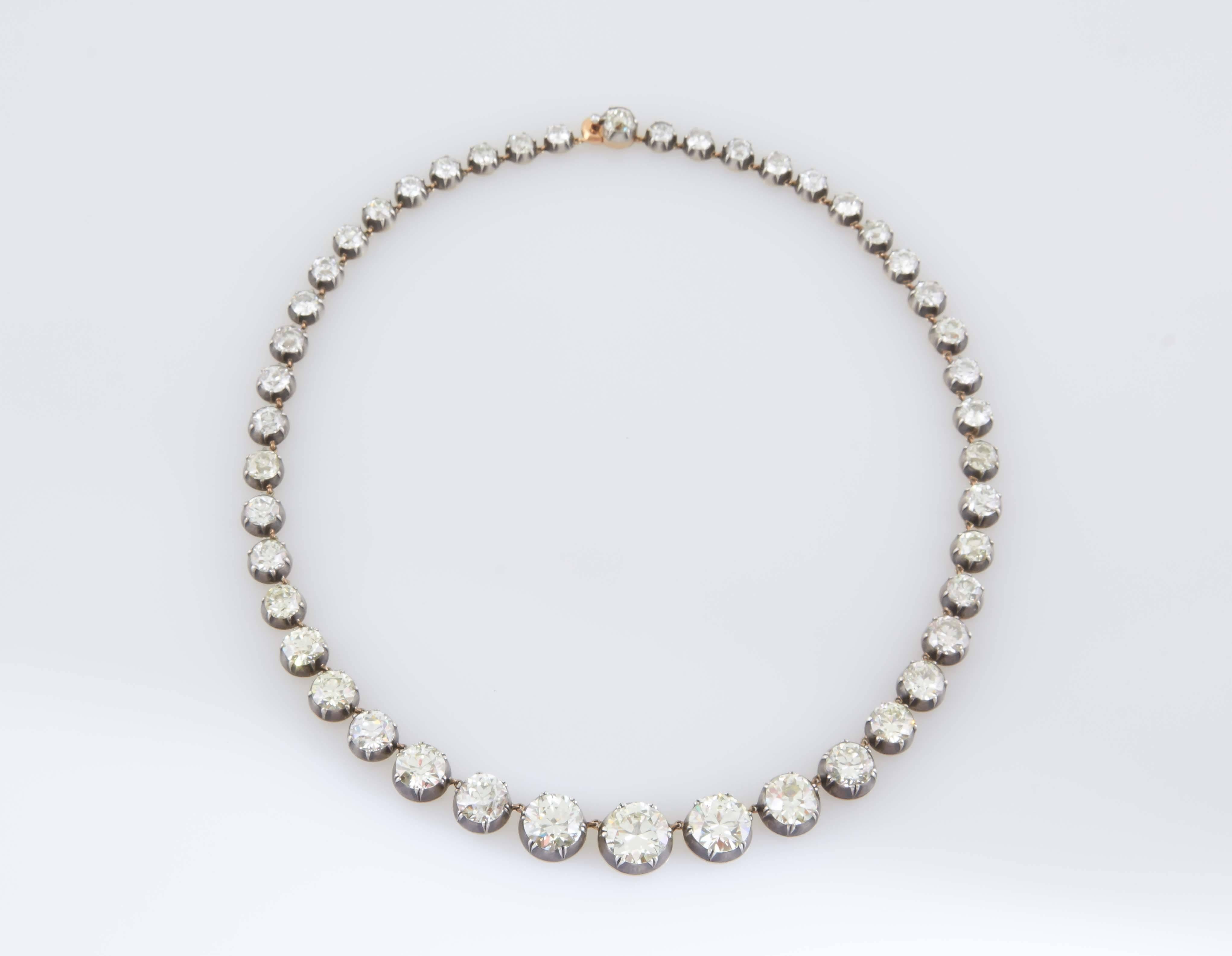 Women's Graduated Diamond Necklace For Sale