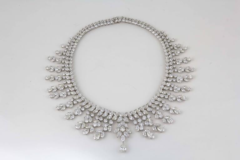 Diamond Scene Important 150 Carat Diamonds Platinum Drop Necklace For Sale 1