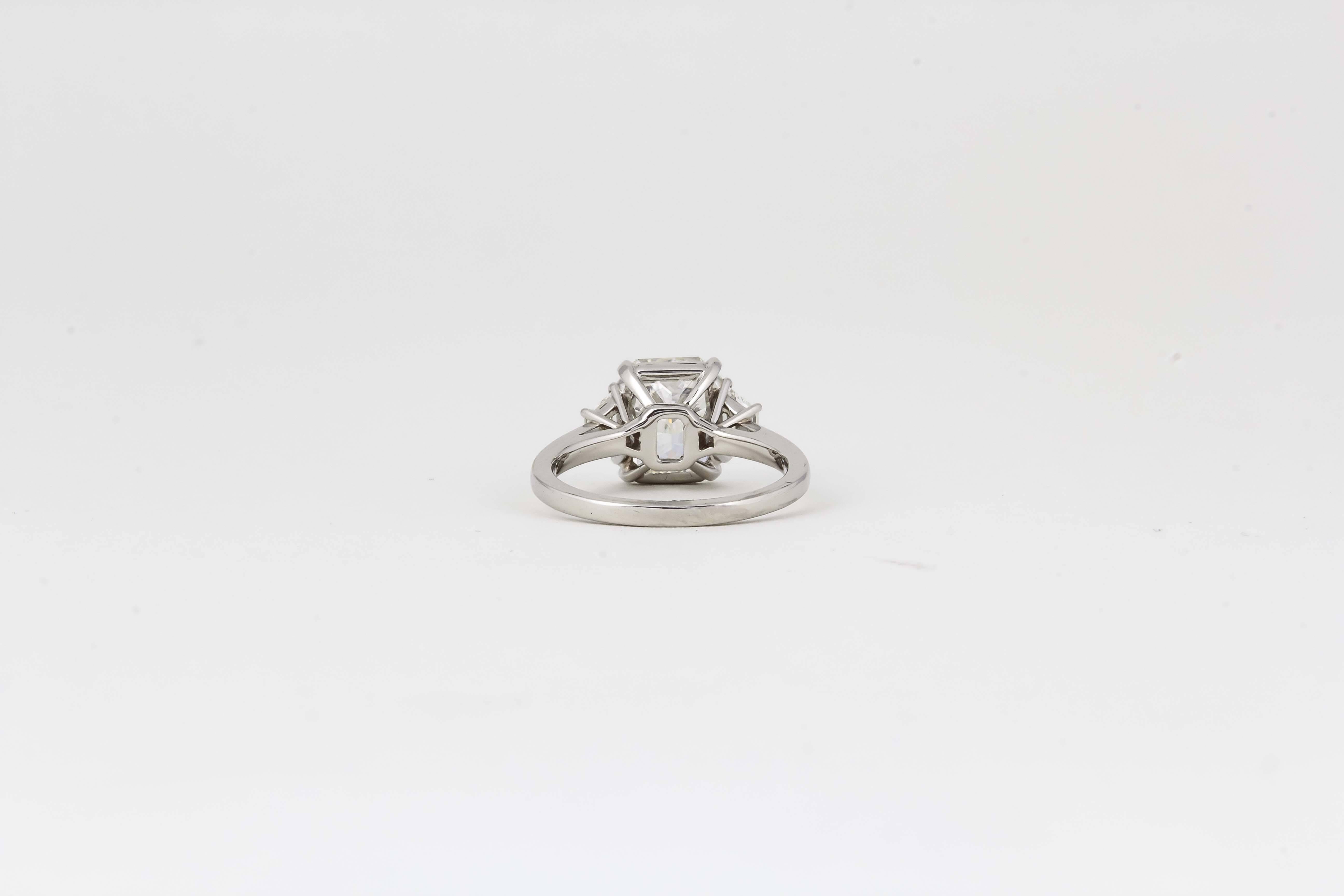 3 Karat GIA Diamant Verlobungsring mit Strahlenschliff Platin im Zustand „Neu“ im Angebot in New York, NY