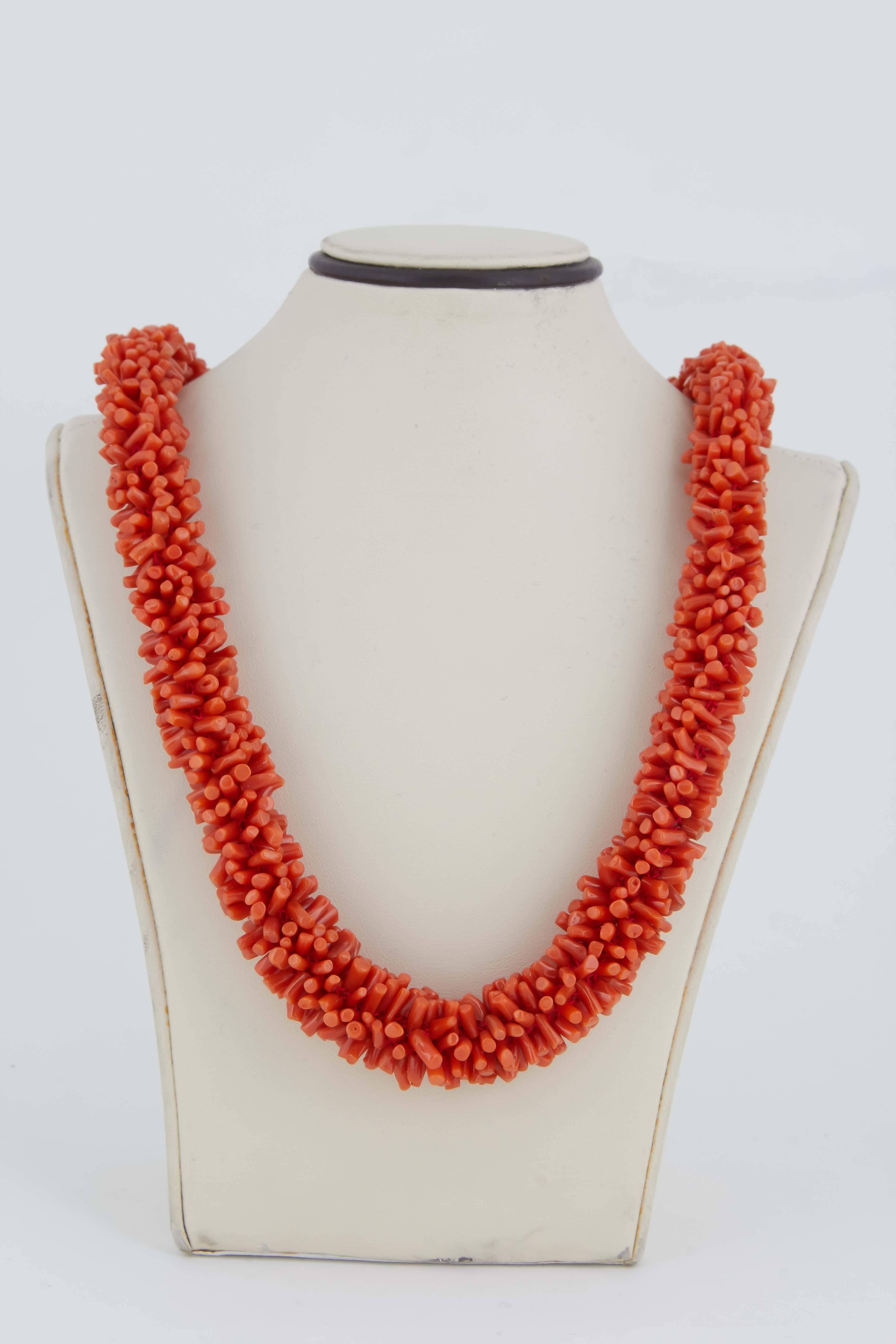 1950's Gold And Branch/Sponge Coral Three Dimensional Necklace With Clasp 1