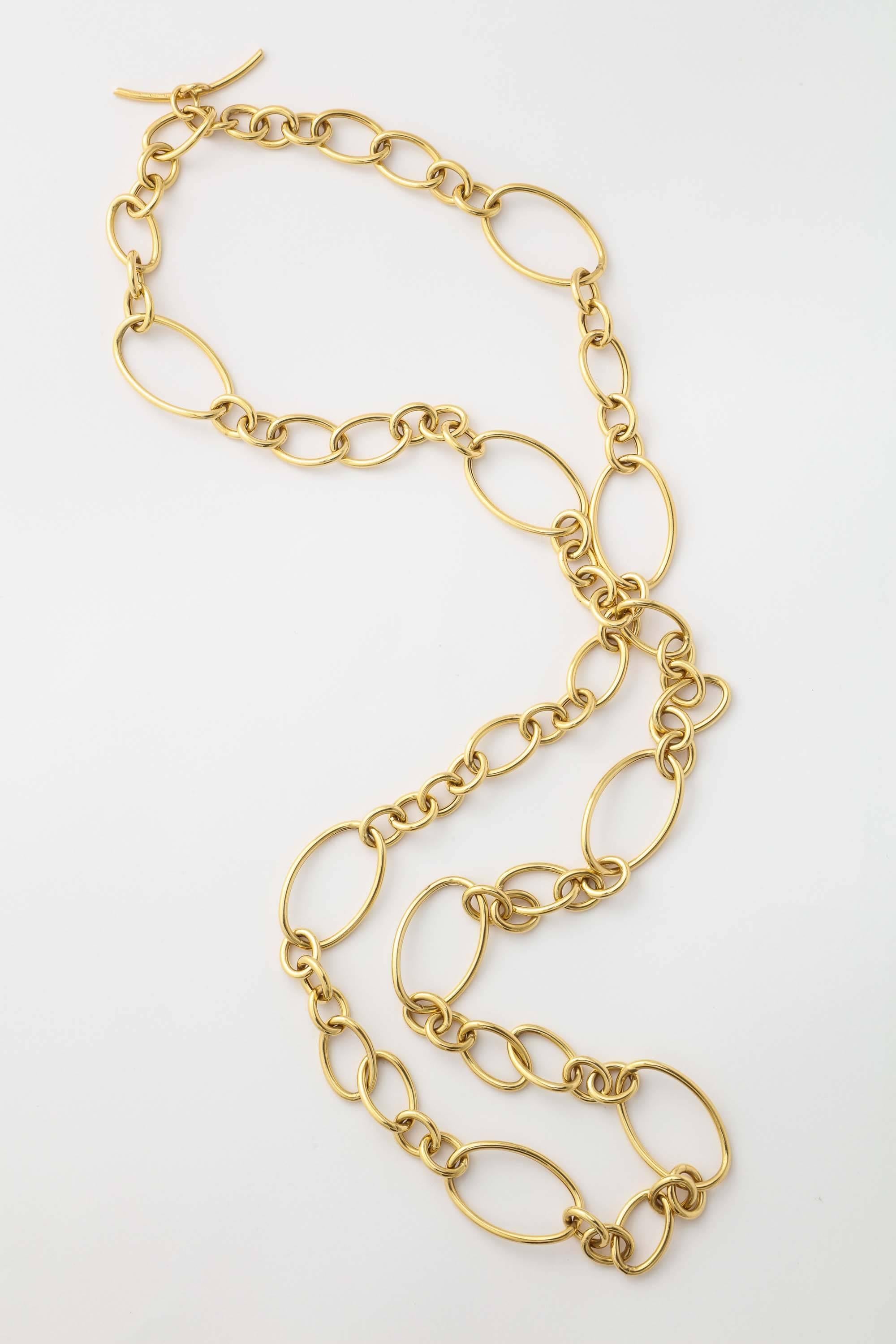 Contemporary Faraone Mennella gold necklace