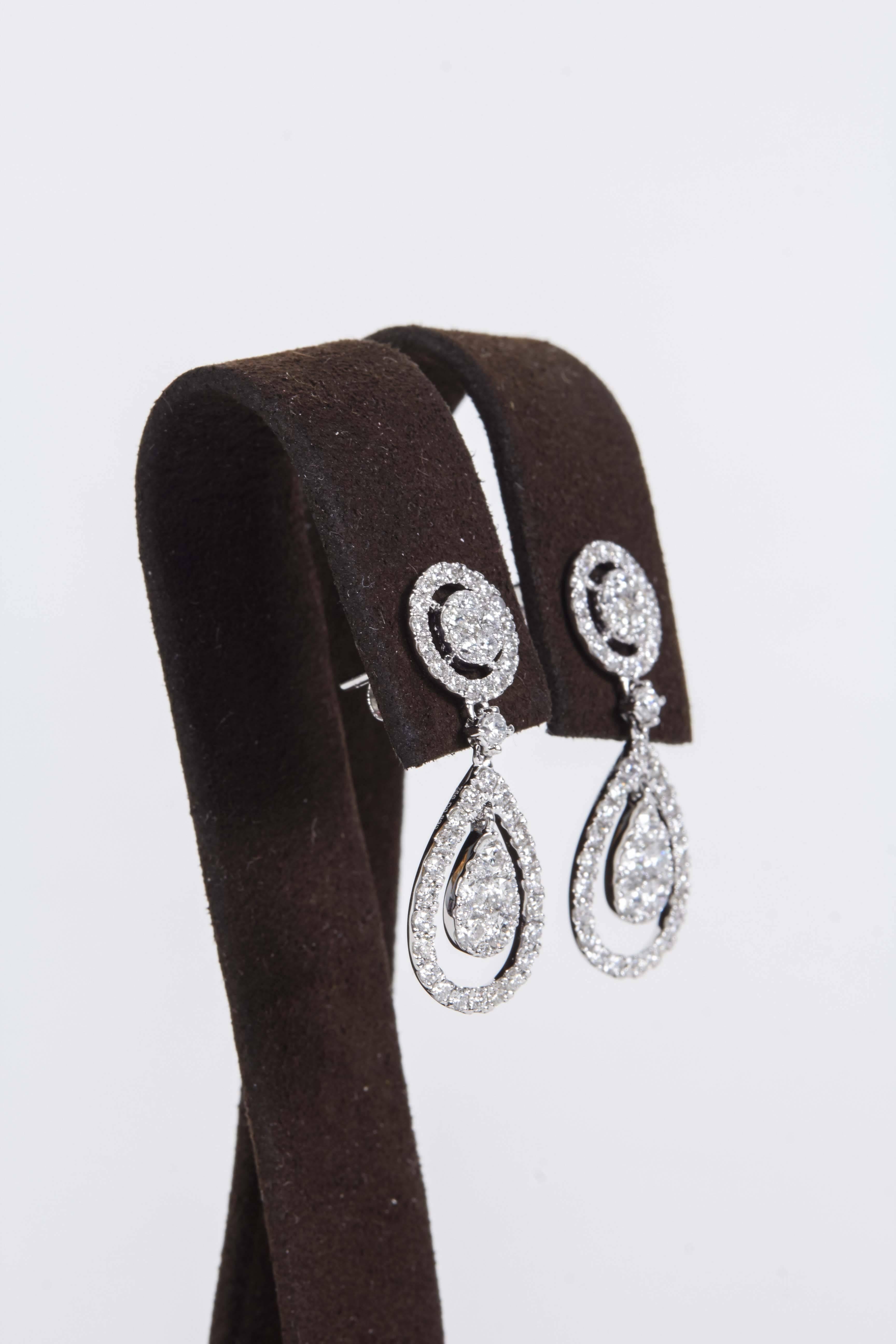 Diamond Drop Earring In New Condition In New York, NY