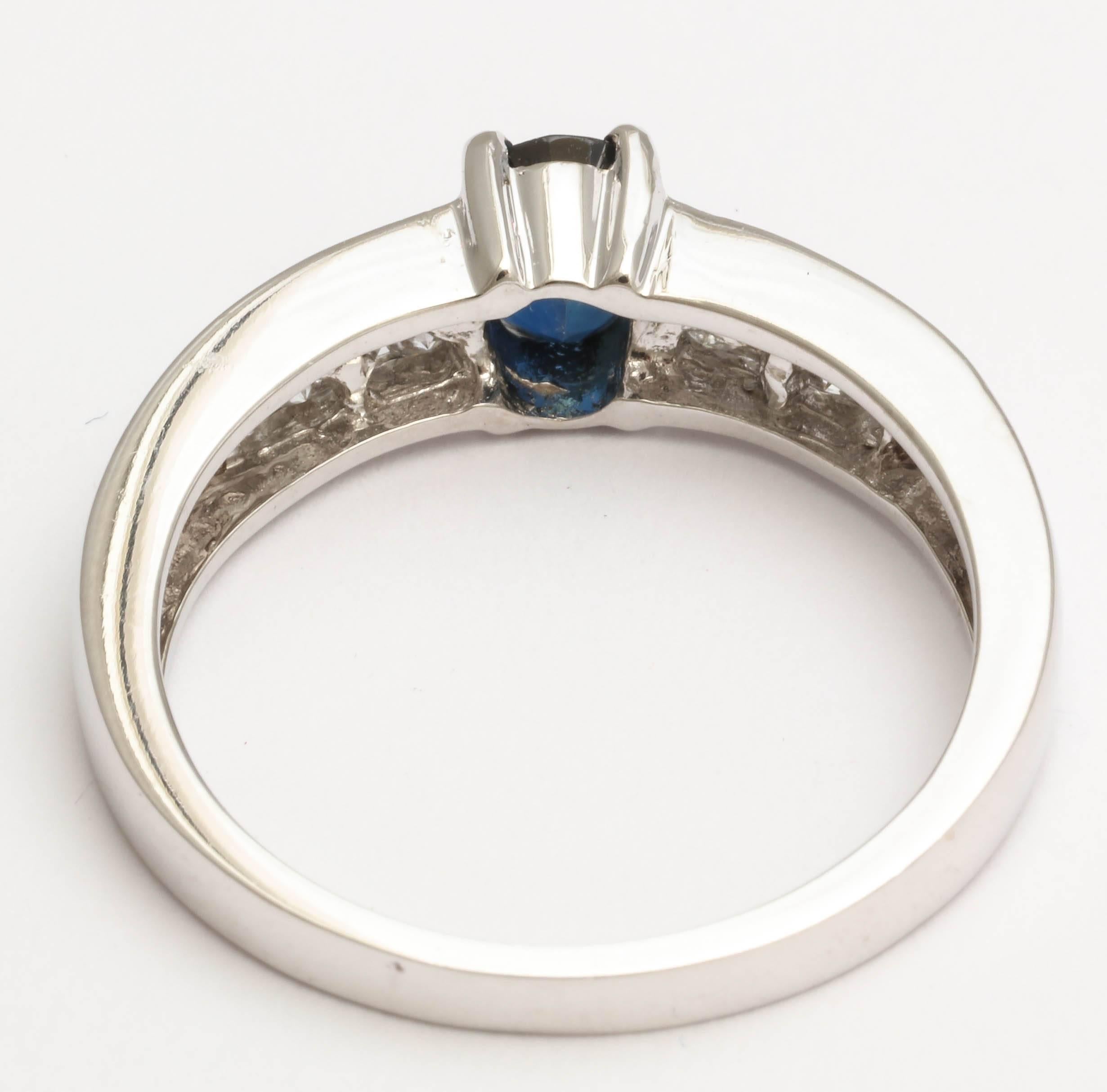 Blue Sapphire Diamond Gold Ring In New Condition For Sale In TRYON, NC