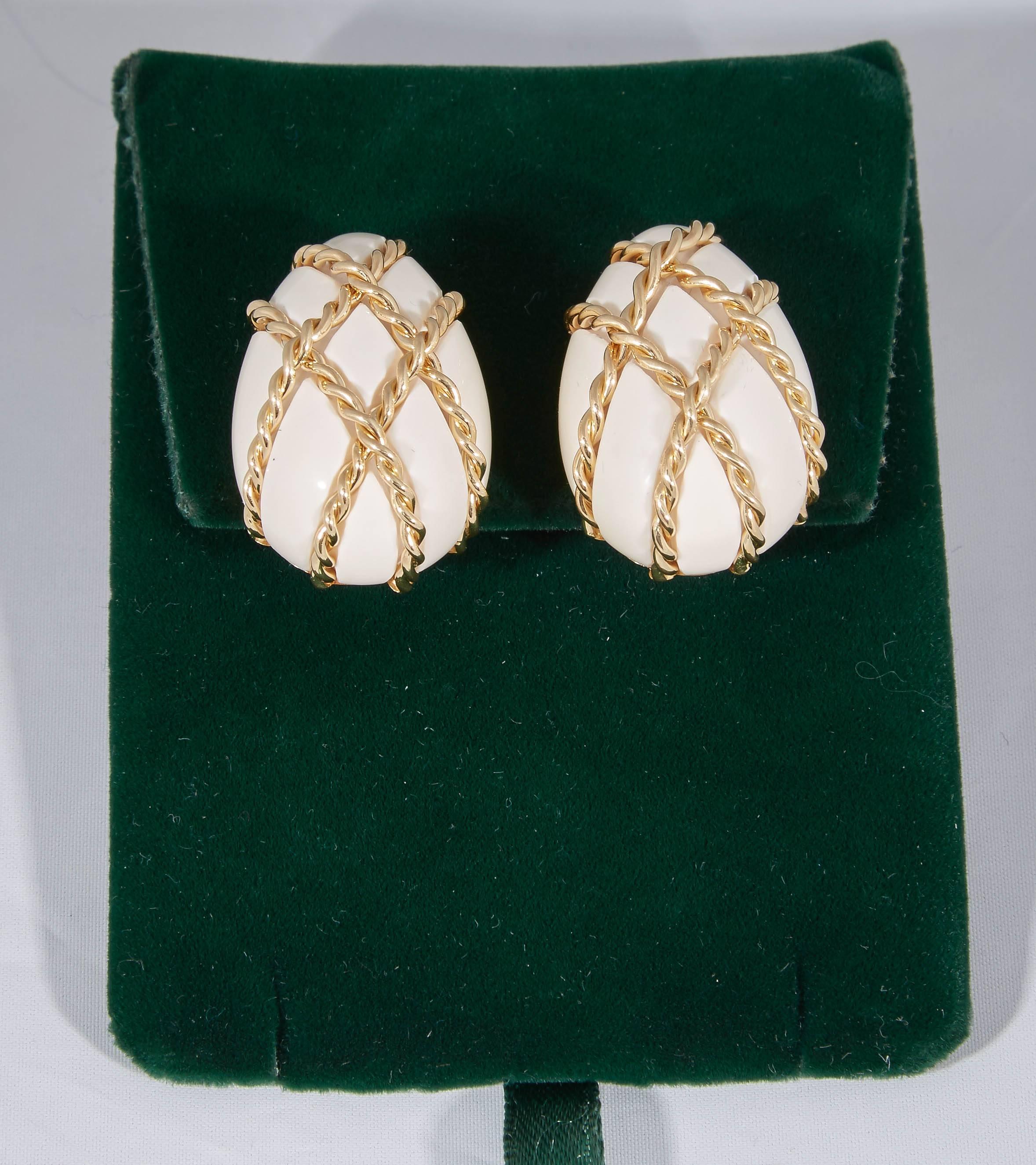 1980's Seaman Schepps Chic Large Oval White Coral And Gold Cage Earclips In Excellent Condition In New York, NY