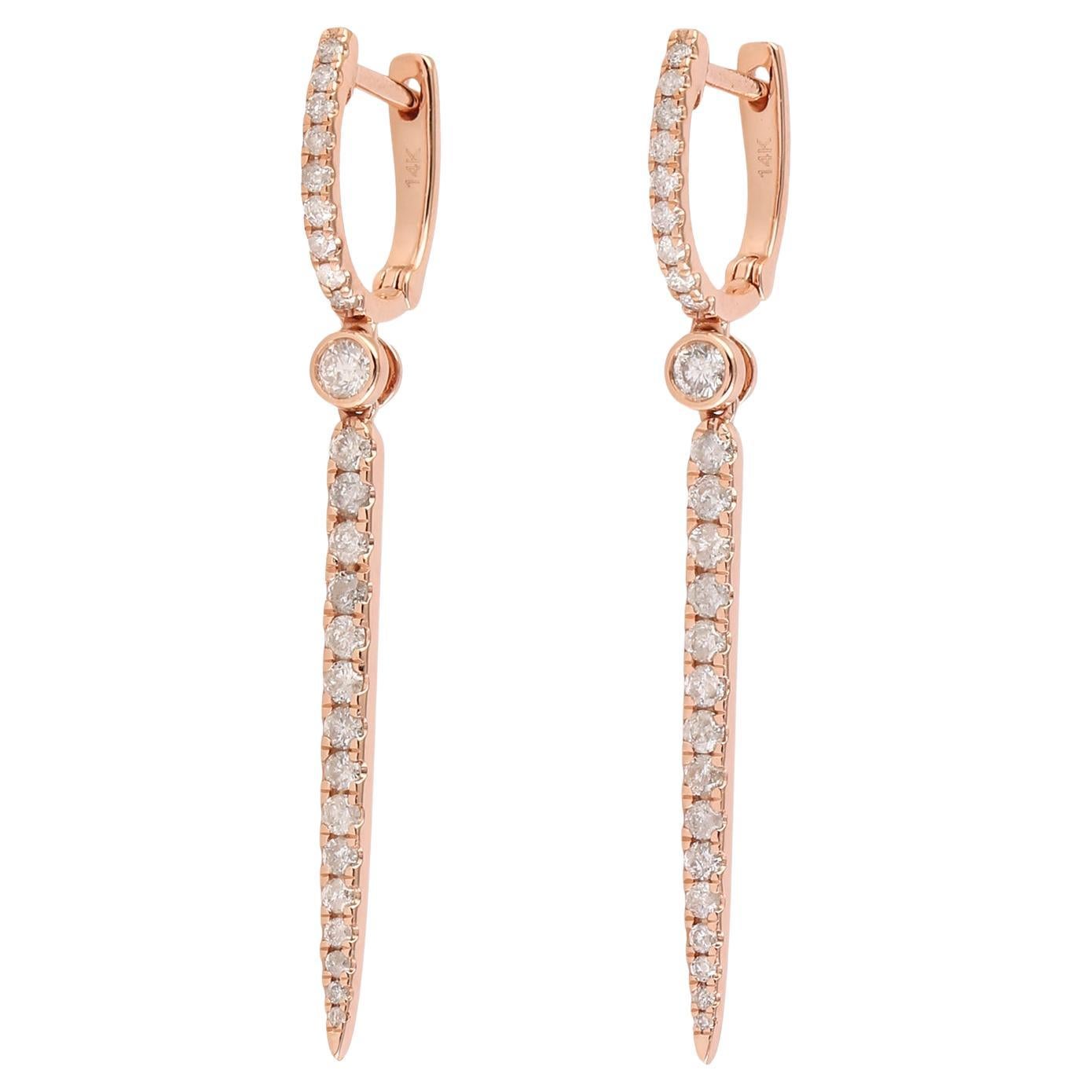 Boucles d'oreilles pendantes en or rose 14 carats avec diamants pavés. en vente