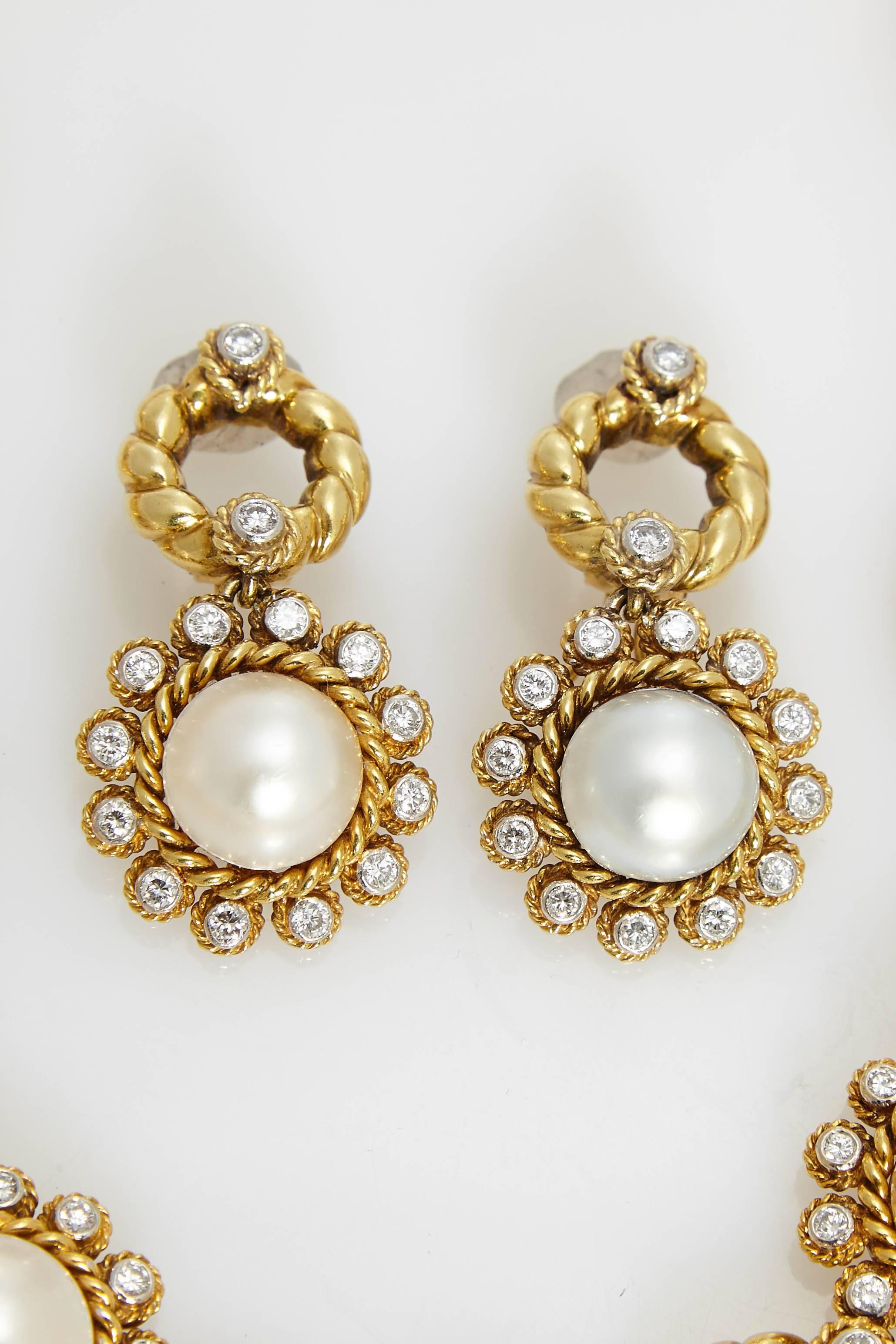 Pearl Diamond Gold Set  In Excellent Condition For Sale In New York, NY
