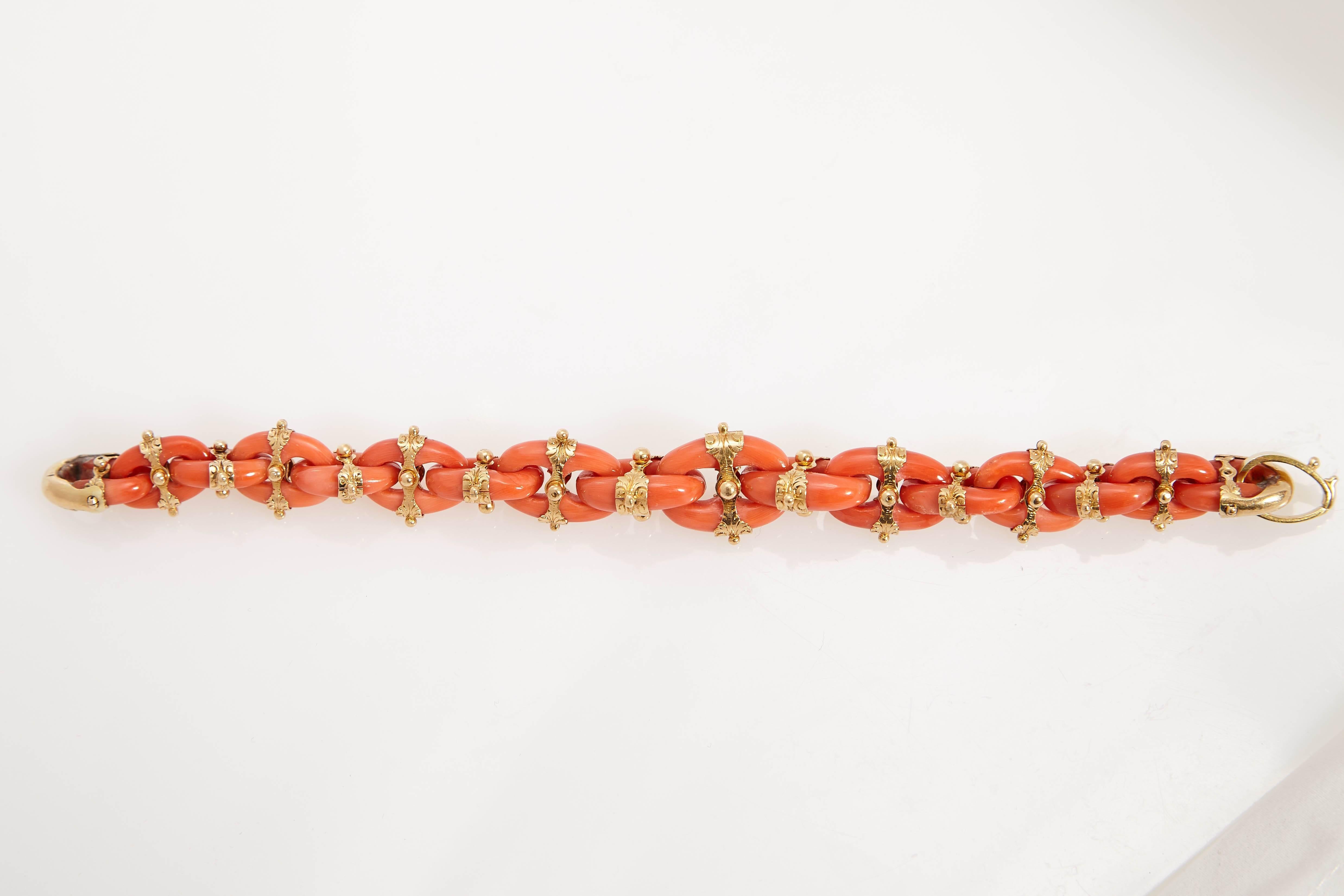 A Sicilian coral and gold link bracelet. Made in England, circa 1810