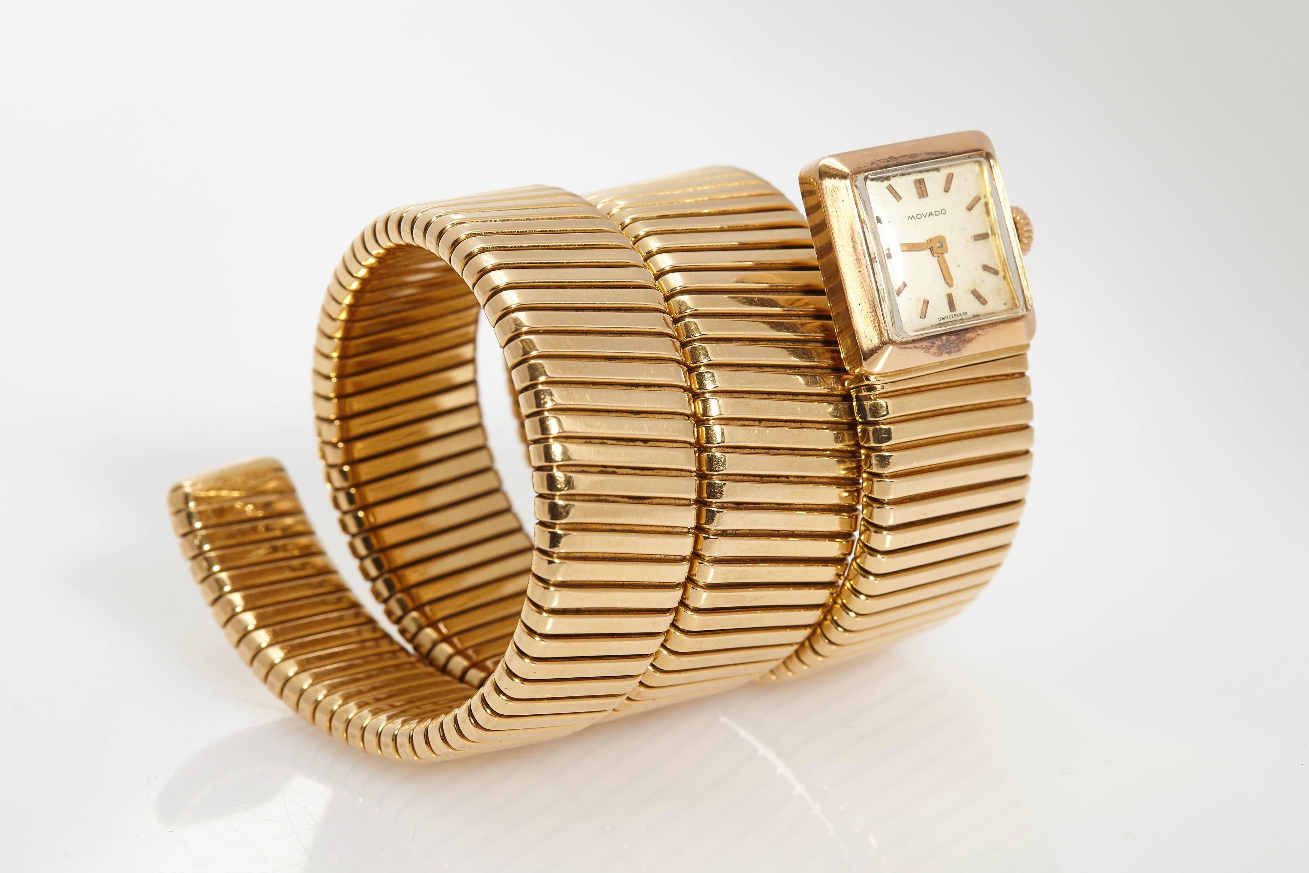 Bulgari Ladies Yellow Gold Tubogas Wristwatch  In Excellent Condition In New York, NY