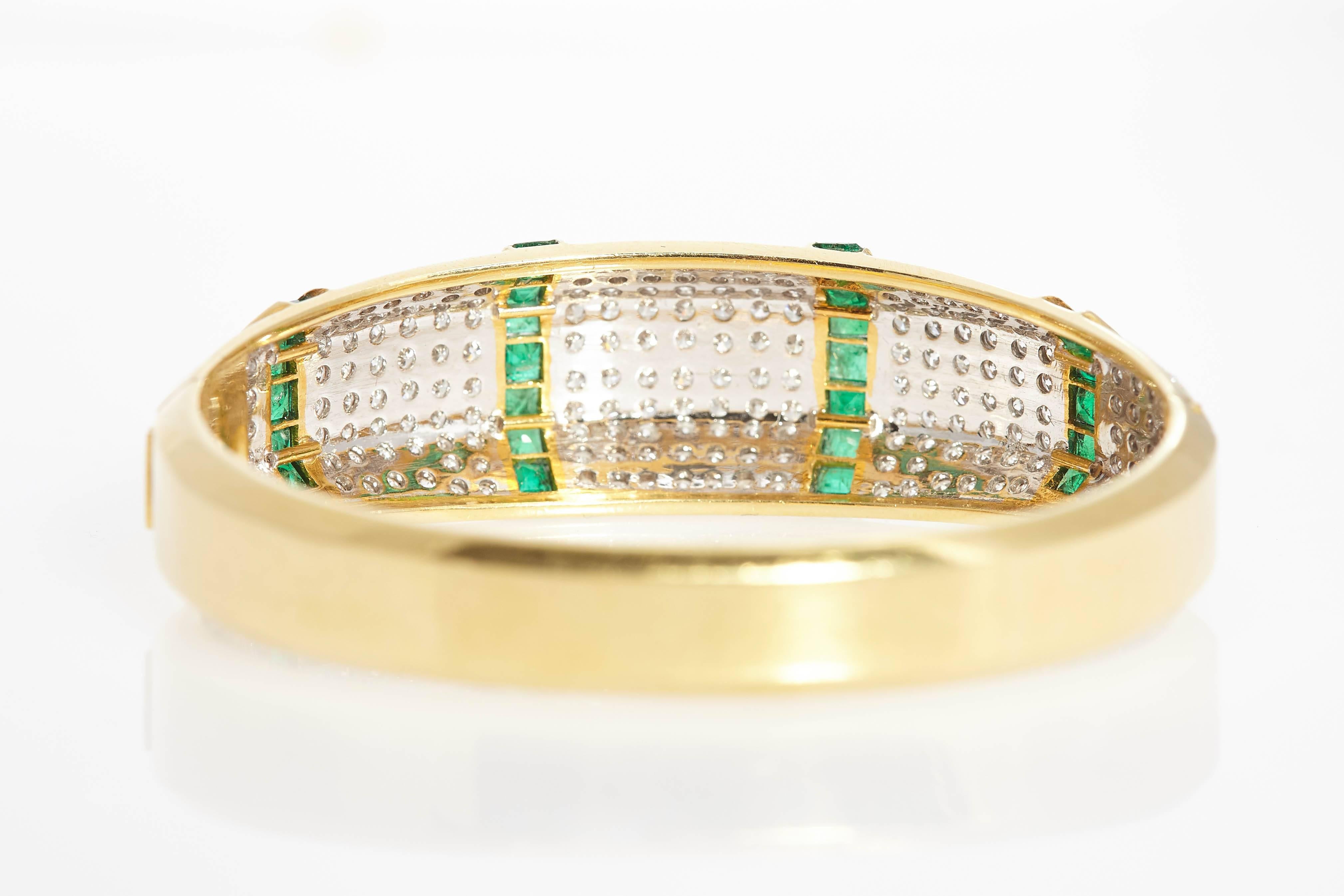 Emerald Diamond Bracelet  In Excellent Condition In New York, NY