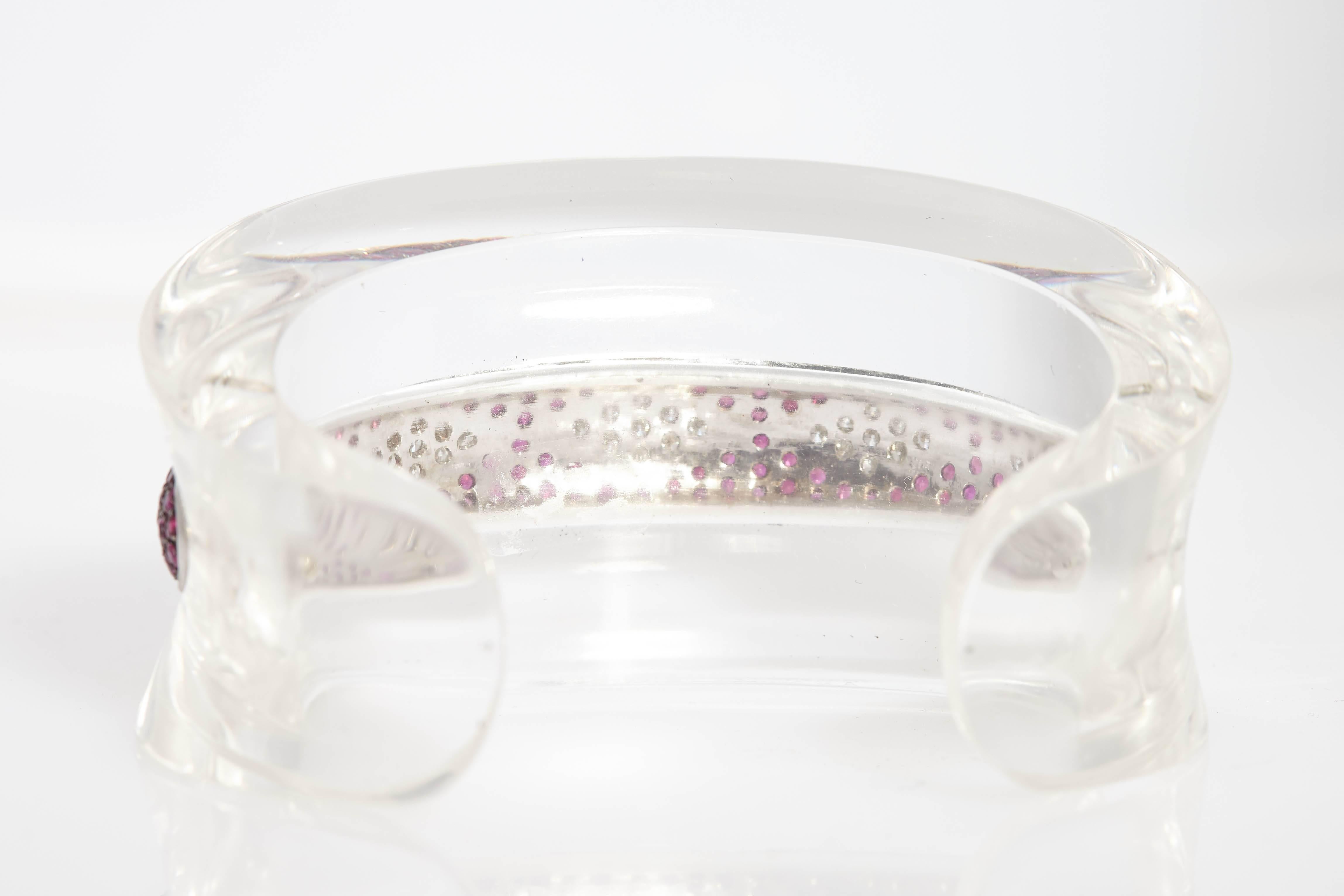 1980er Jahre Rubin-Diamant-Manschettenknopf-Armband aus Bergkristall  im Angebot 2