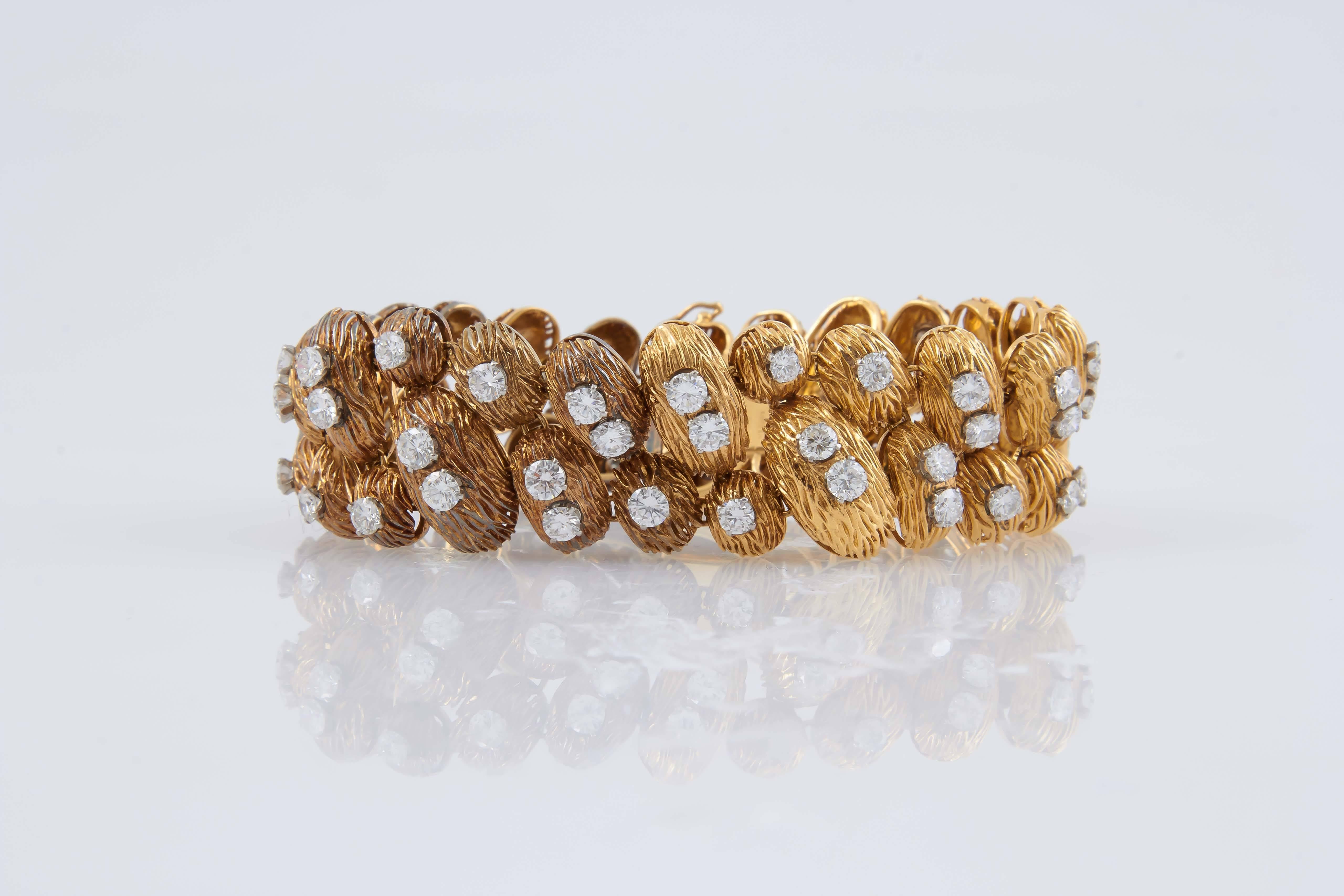 Van Cleef & Arpels Gold Diamond Bracelet In Excellent Condition In New York, NY