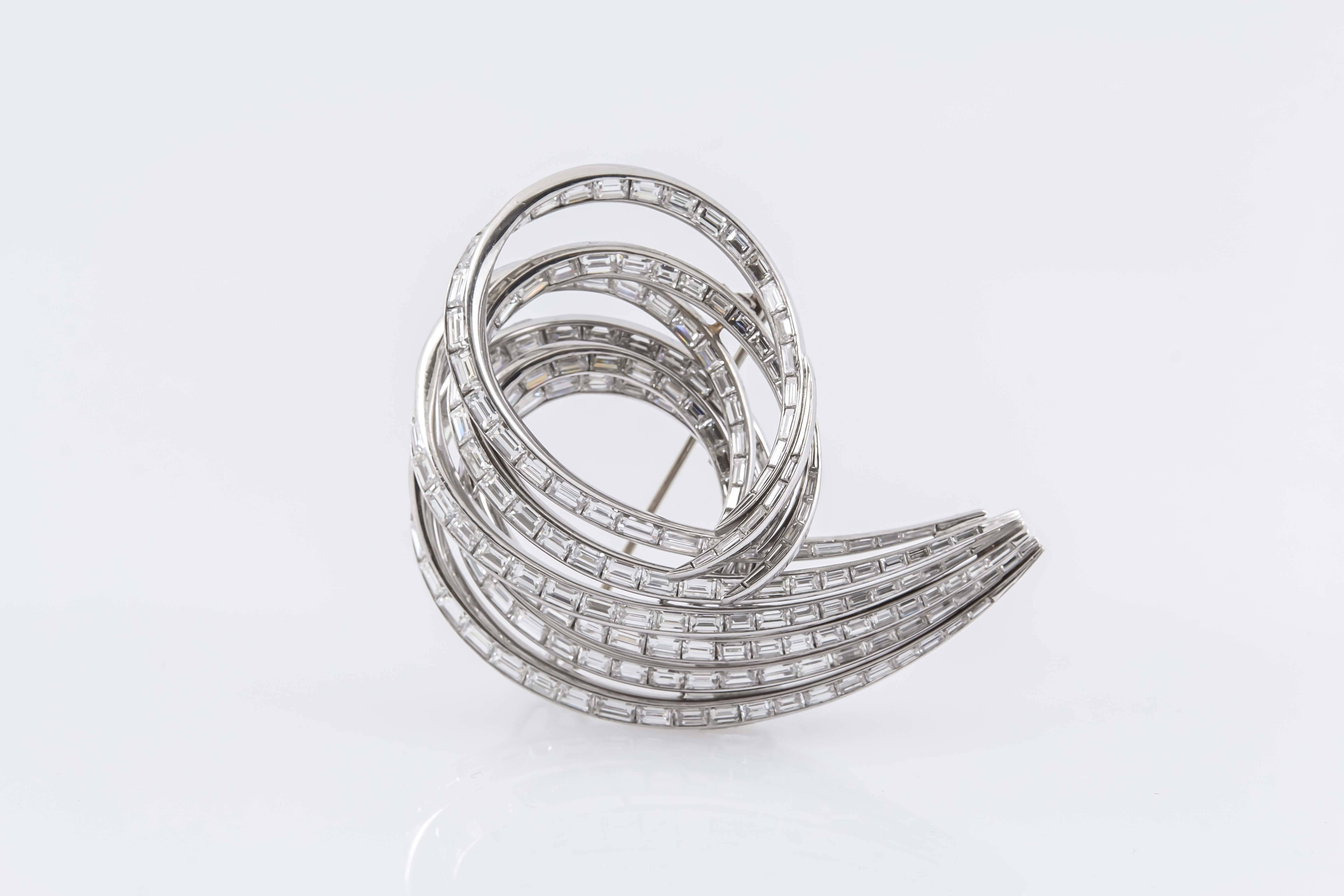 Platinum Baguette Diamond Scroll Brooch In Excellent Condition For Sale In New York, NY