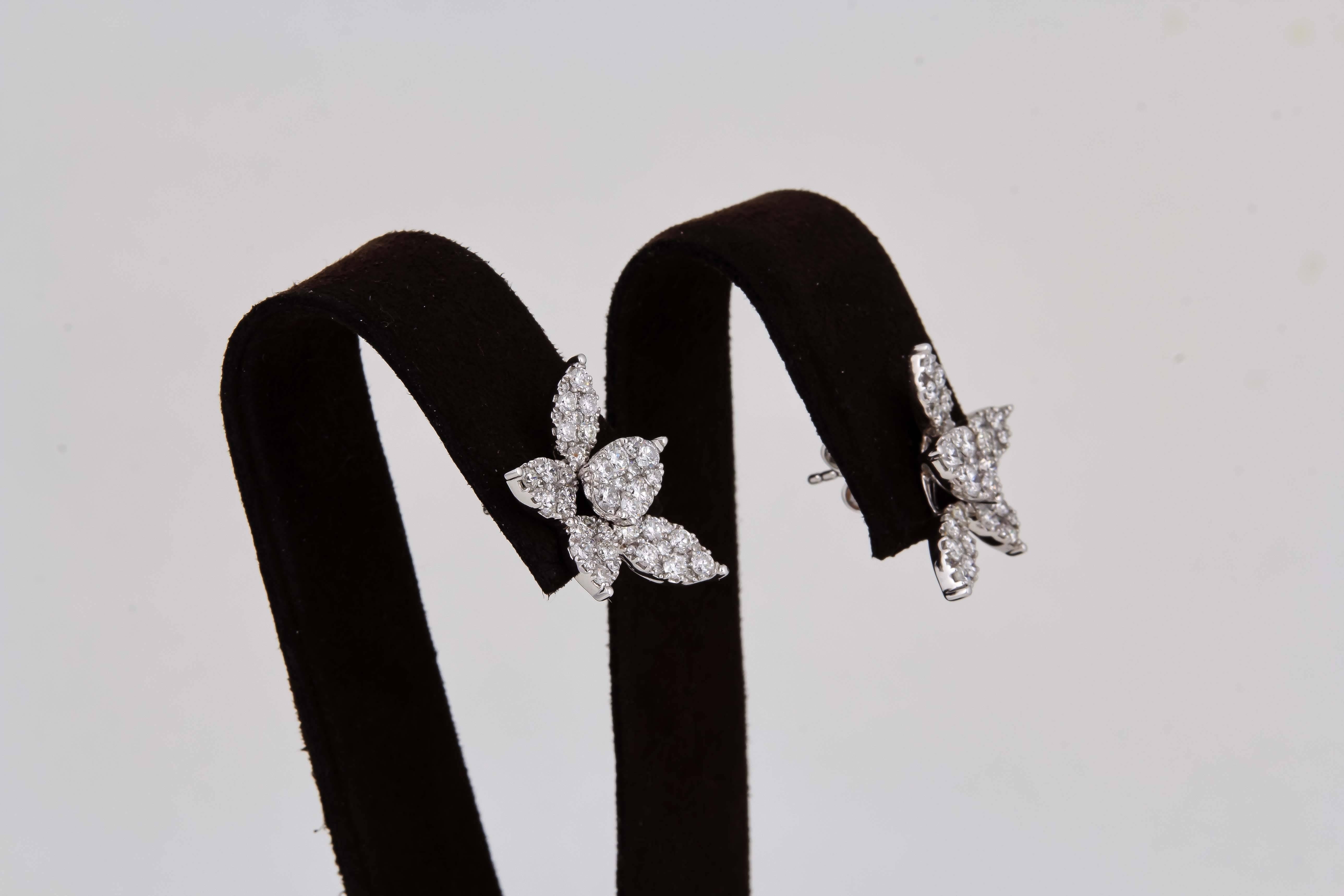 Women's Classic Diamond Gold Cluster Earrings