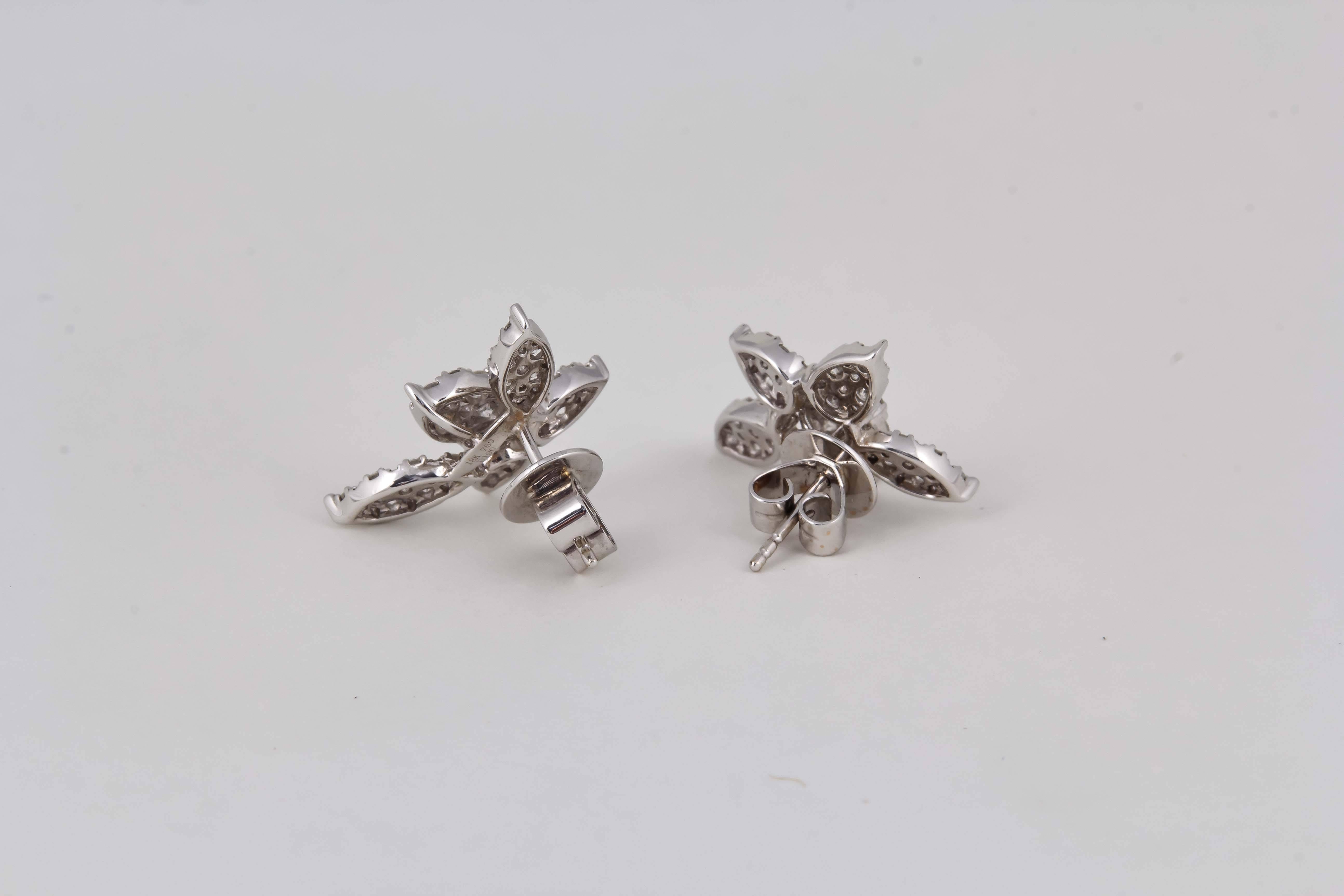 Classic Diamond Gold Cluster Earrings 4