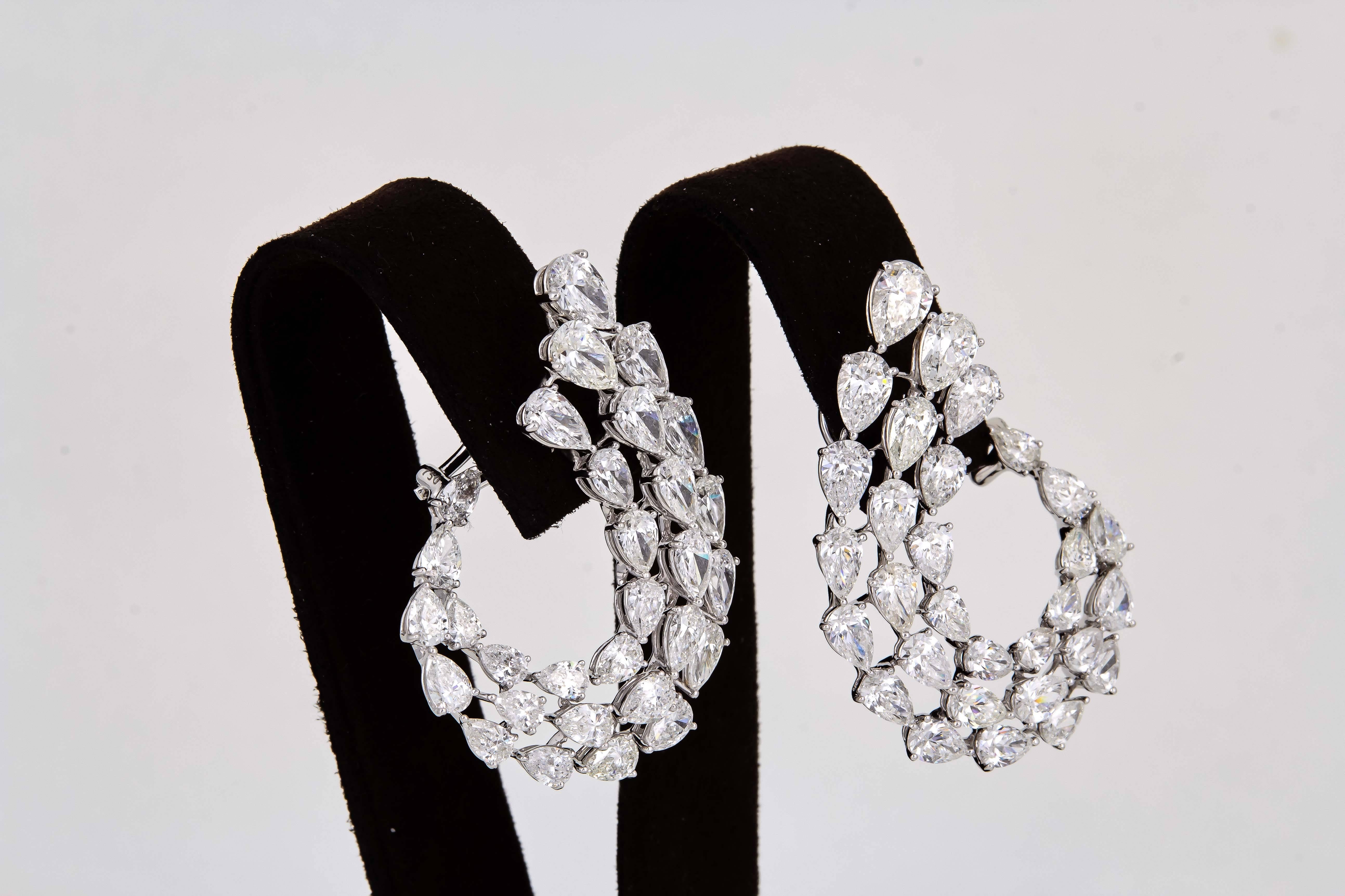 Diamond Scene Stunning Pear Shaped Diamond Gold Swirl Earrings For Sale 1