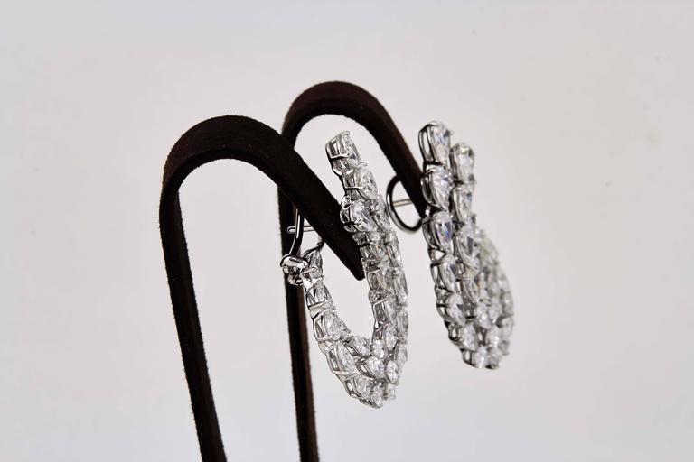 Diamond Scene Stunning Pear Shaped Diamond Gold Swirl Earrings For Sale 2