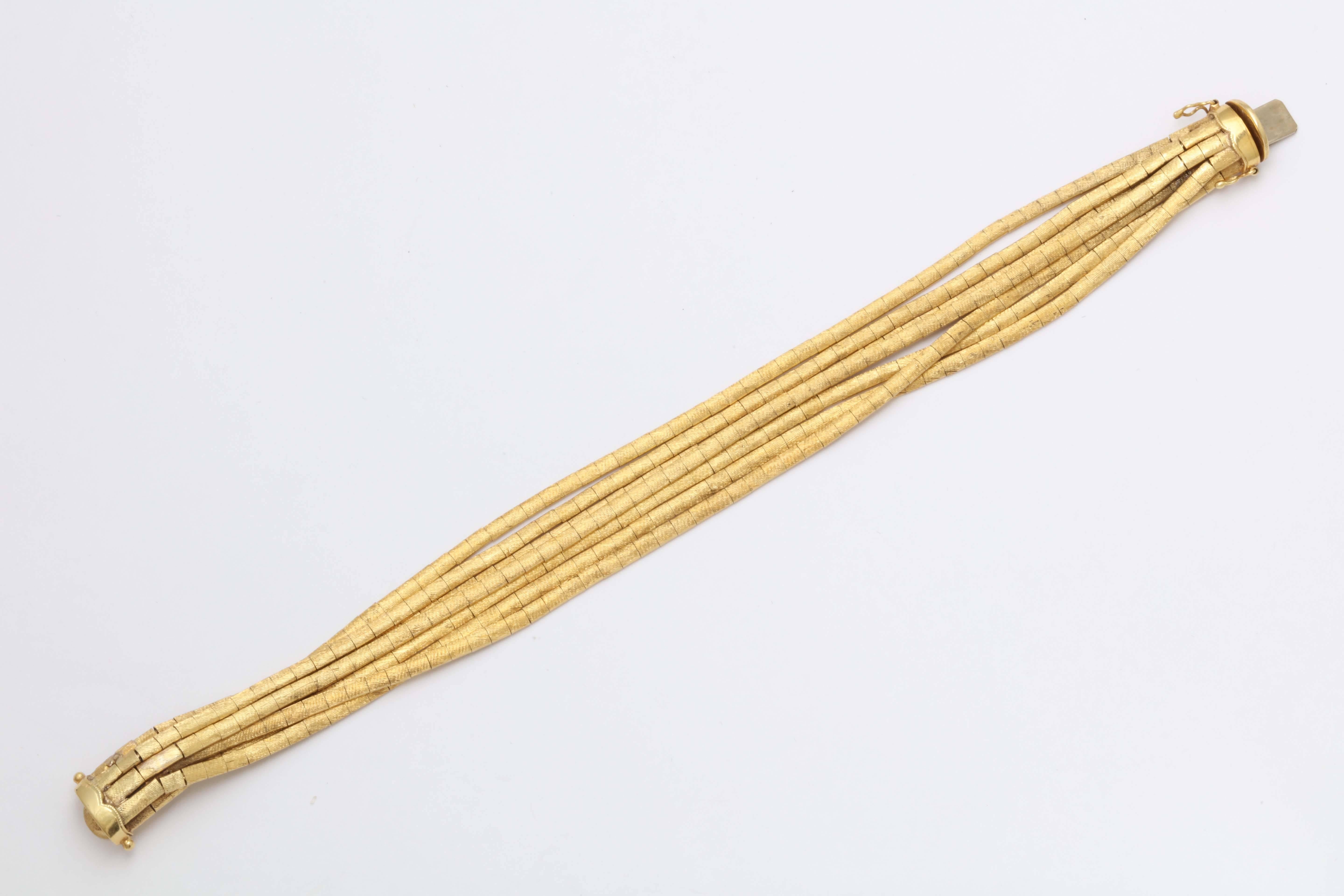 18kt - 7 link Spaghetti Bracelet.  So cool. That soft silk Bracelet that can be worn with anything.