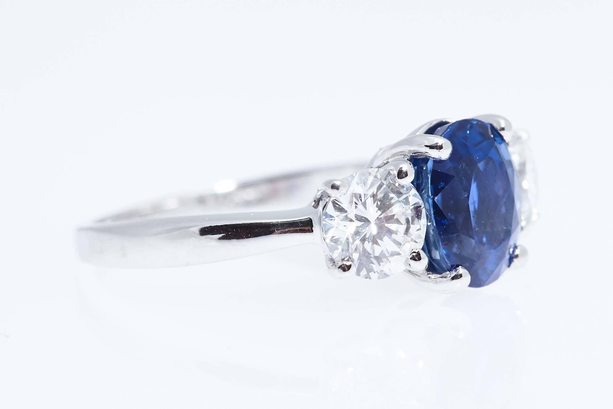 Women's Ceylon Blue 2.74 Carat Oval Sapphire Diamond Platinum Ring with AGL Certificate For Sale