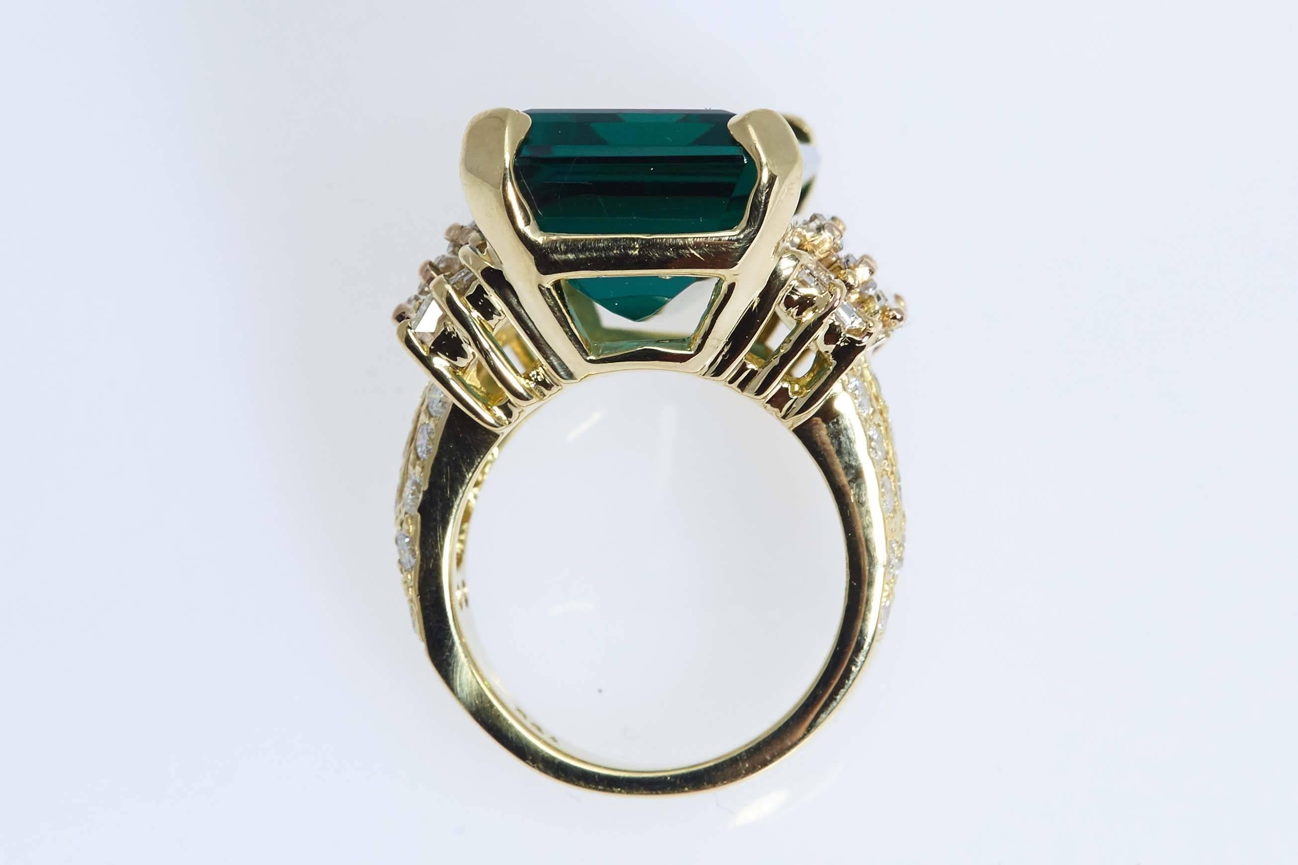 Emerald Cut Tourmaline 22.98 Carat Diamond Gold Ring In New Condition For Sale In New York, NY