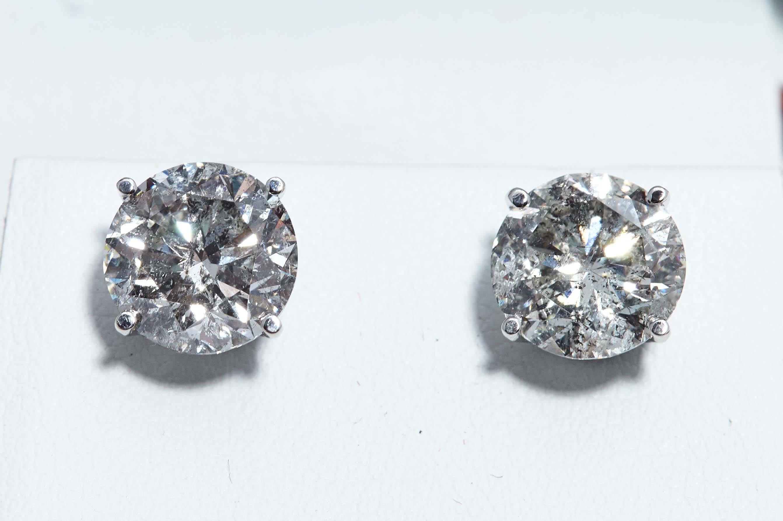 Modern Round Diamond Gold Earrings 5.42 Carat For Sale