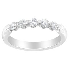 14K White Gold 1/2 cttw Diamond 5-Stone Band Ring