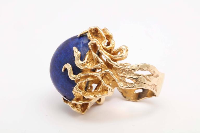 Oversize Oval Lapis Yellow Gold Ring in Naturalistic Branch Setting For Sale 3
