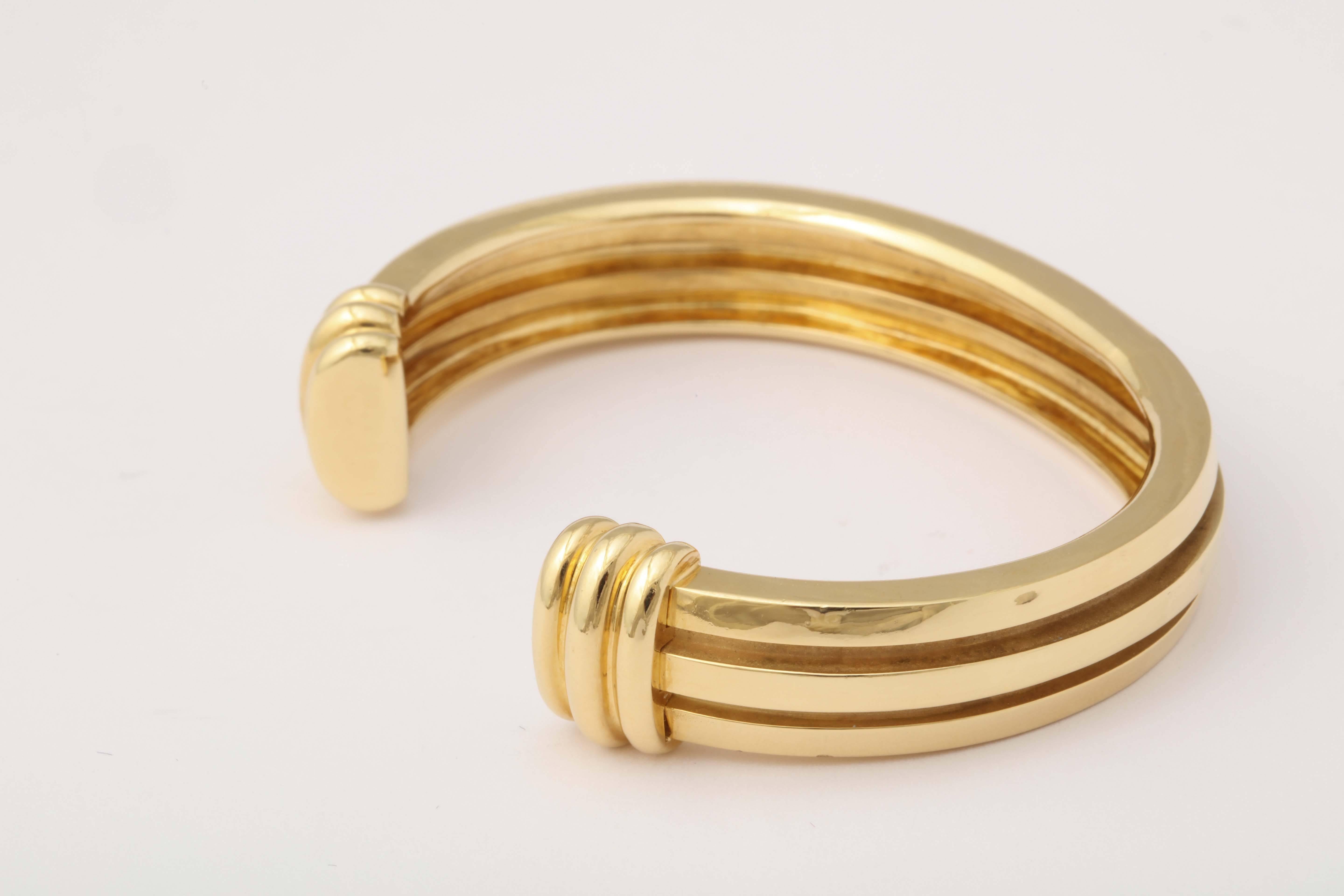 Women's 1980s Tiffany & Co. Rigged Reversible Wear Atlas Gold Bangle Bracelet