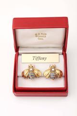 1980s Tiffany & Co. Sapphire Diamond Ruby Gold Figural Bee Earclips