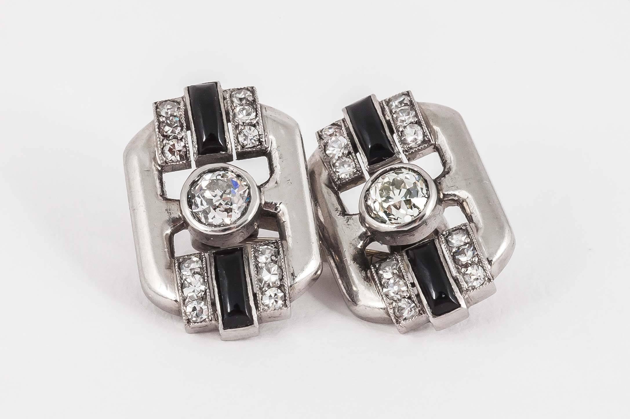 French Art Deco Onyx Diamond Platinum Cufflinks In Excellent Condition In London, GB