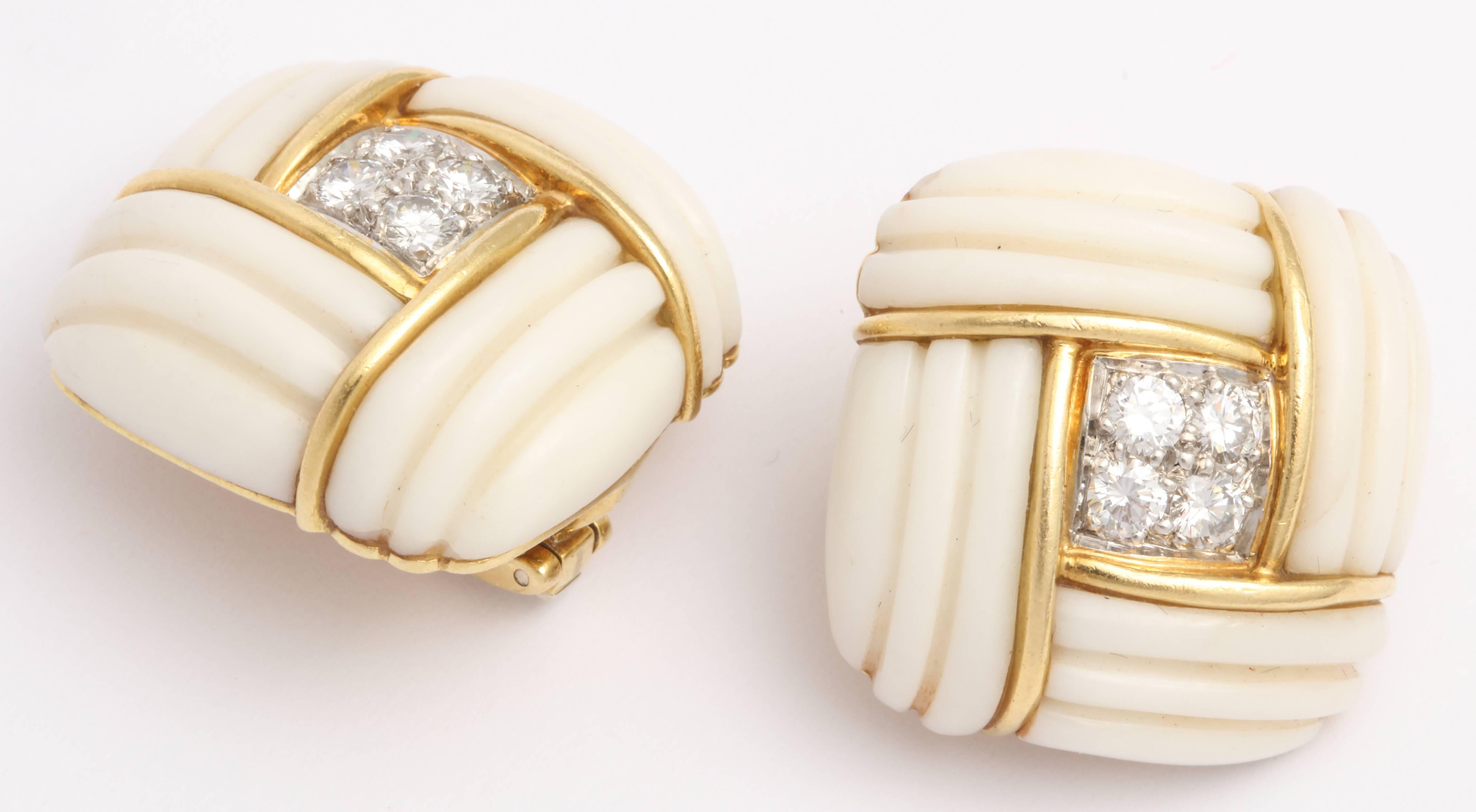 White Coral Diamond Gold Earclips In Excellent Condition For Sale In New York, NY