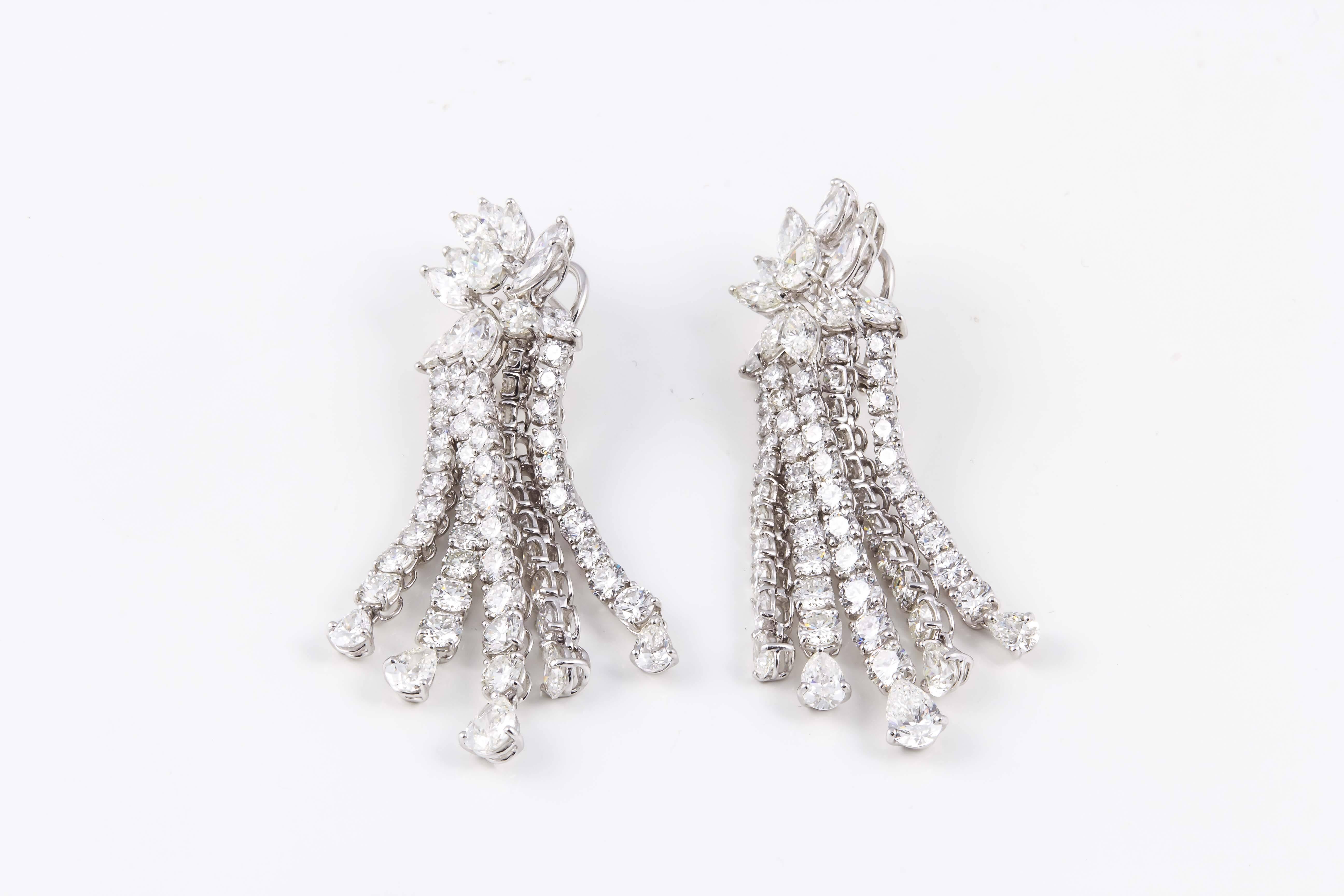 Important Diamond Platinum Dangle Earrings For Sale at 1stDibs ...