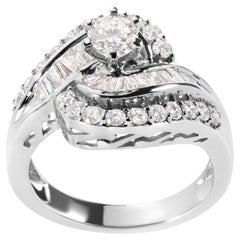 14K White Gold 1.00 Cttw Round and Baguette cut Diamond Swirl Cocktail Ring